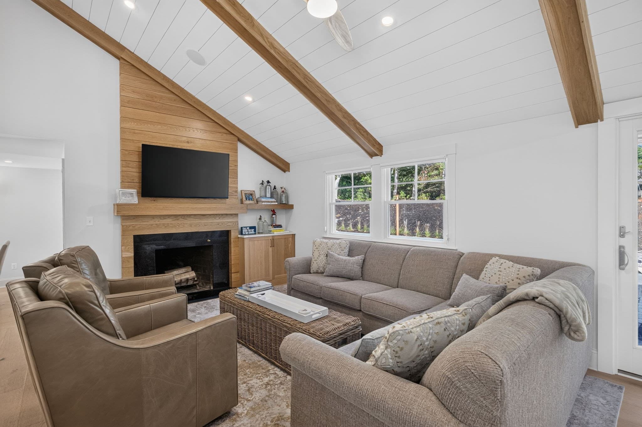 Single Family Residence at 312 Round Cove Rd, Chatham MA 02633, Chatham, photo 13 of 42
