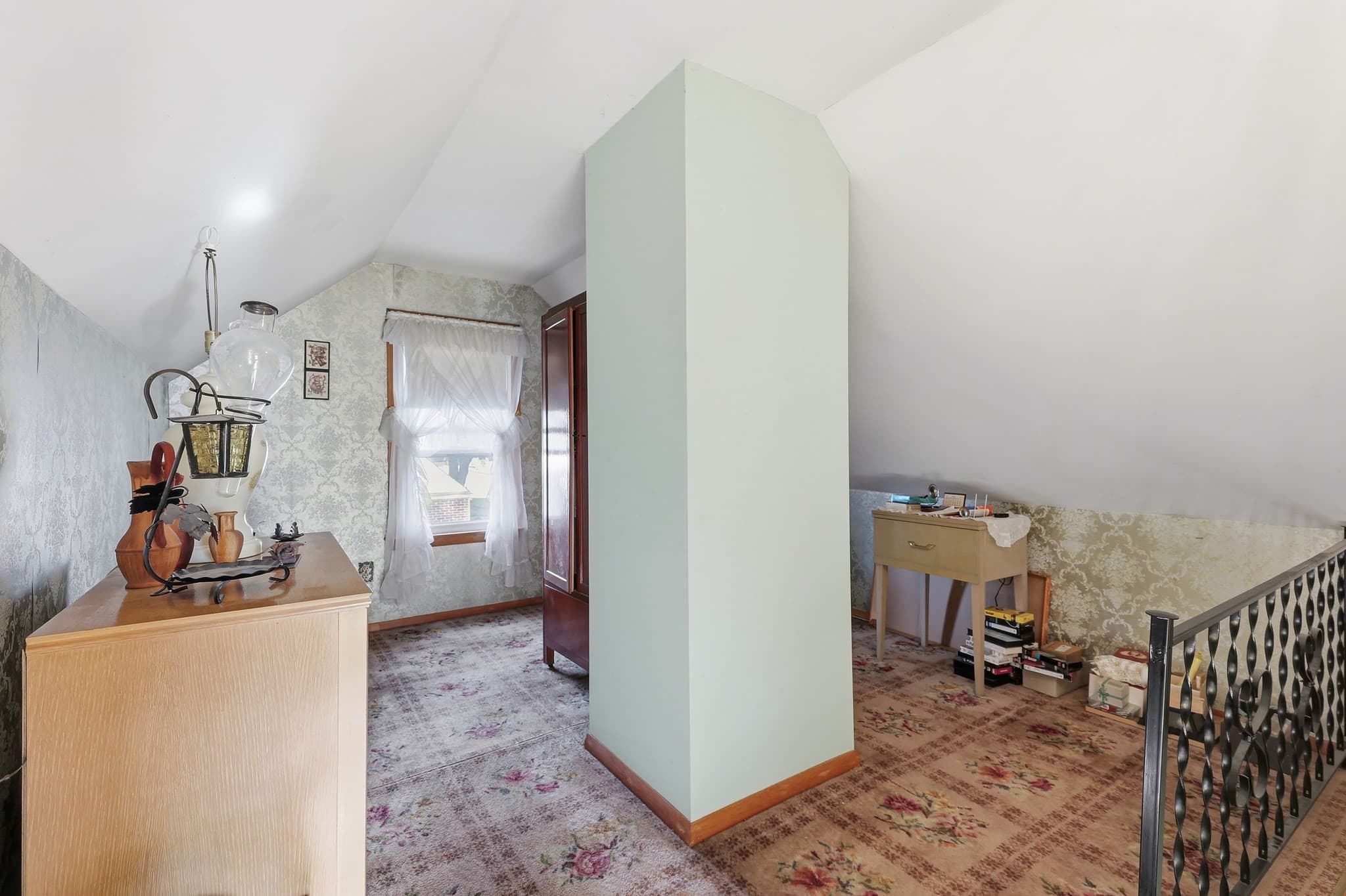 Single Family Residence at 144 Beauregard Terrace, Chicopee MA 01020, Chicopee, photo 27 of 38