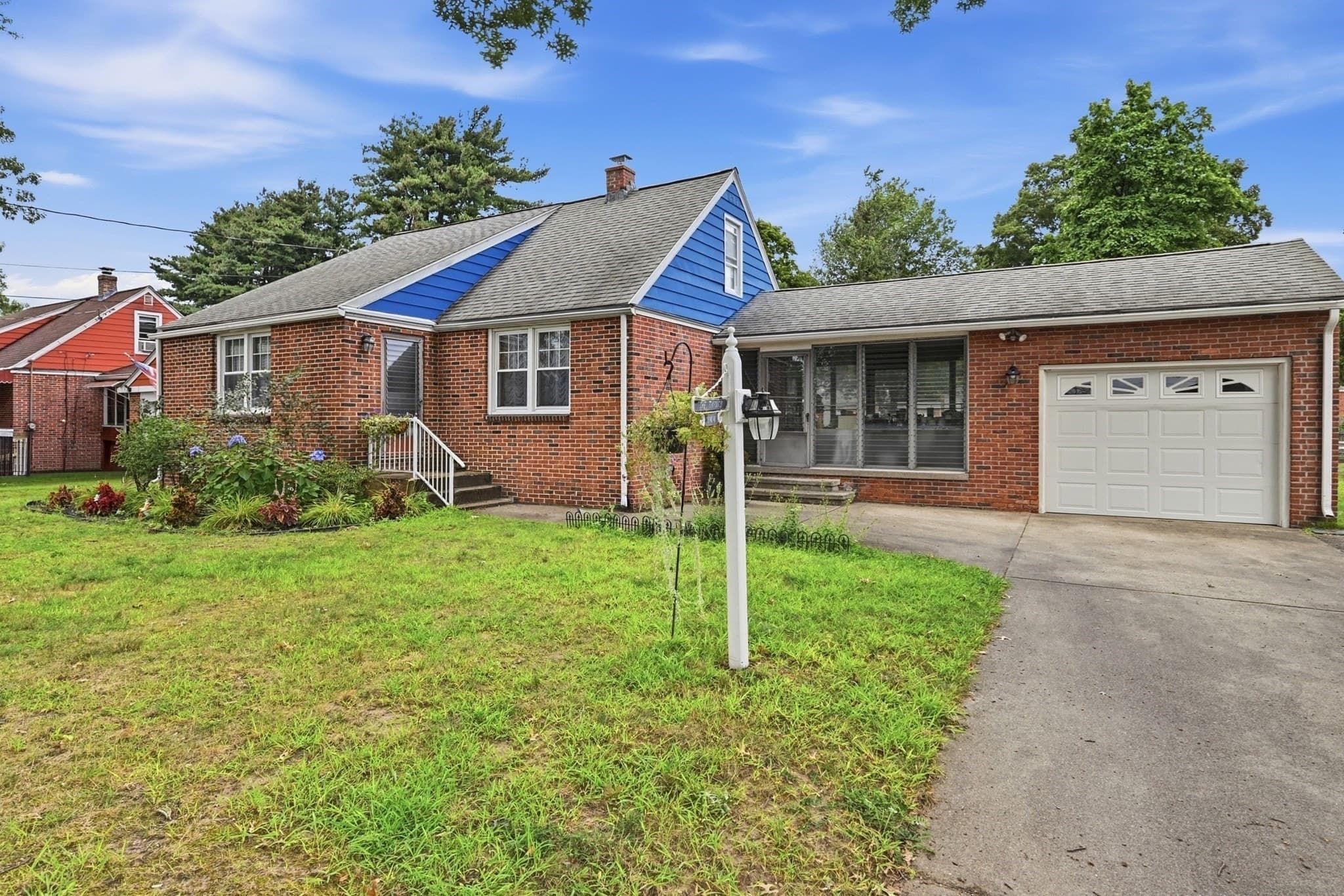 Single Family Residence at 144 Beauregard Terrace, Chicopee MA 01020, Chicopee, photo 2 of 38
