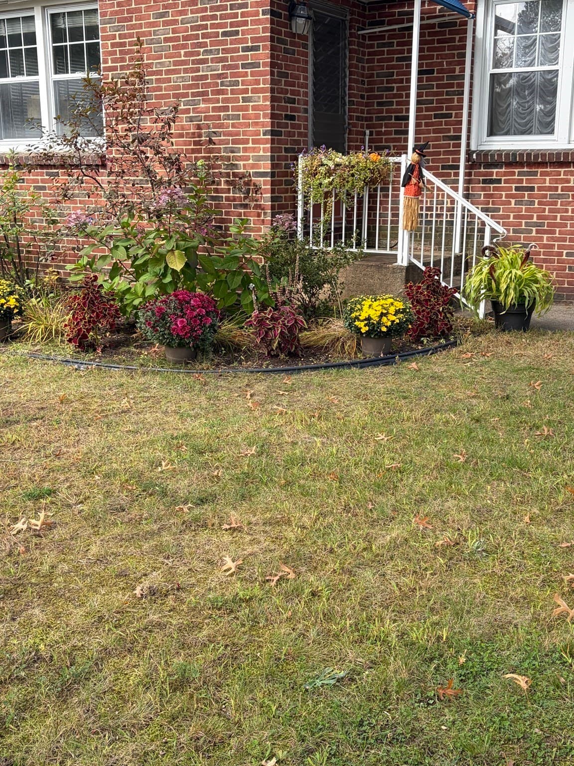Single Family Residence at 144 Beauregard Terrace, Chicopee MA 01020, Chicopee, photo 3 of 38
