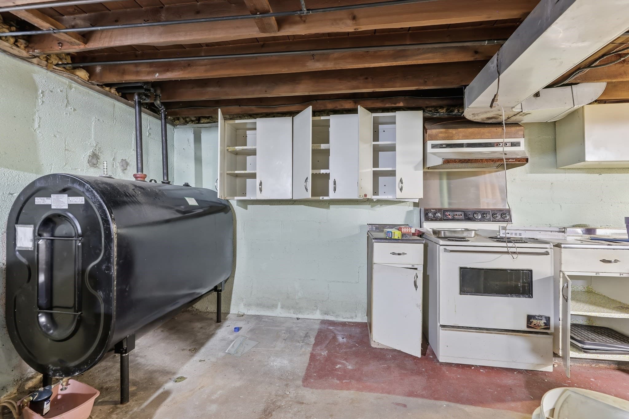 Single Family Residence at 144 Beauregard Terrace, Chicopee MA 01020, Chicopee, photo 31 of 38