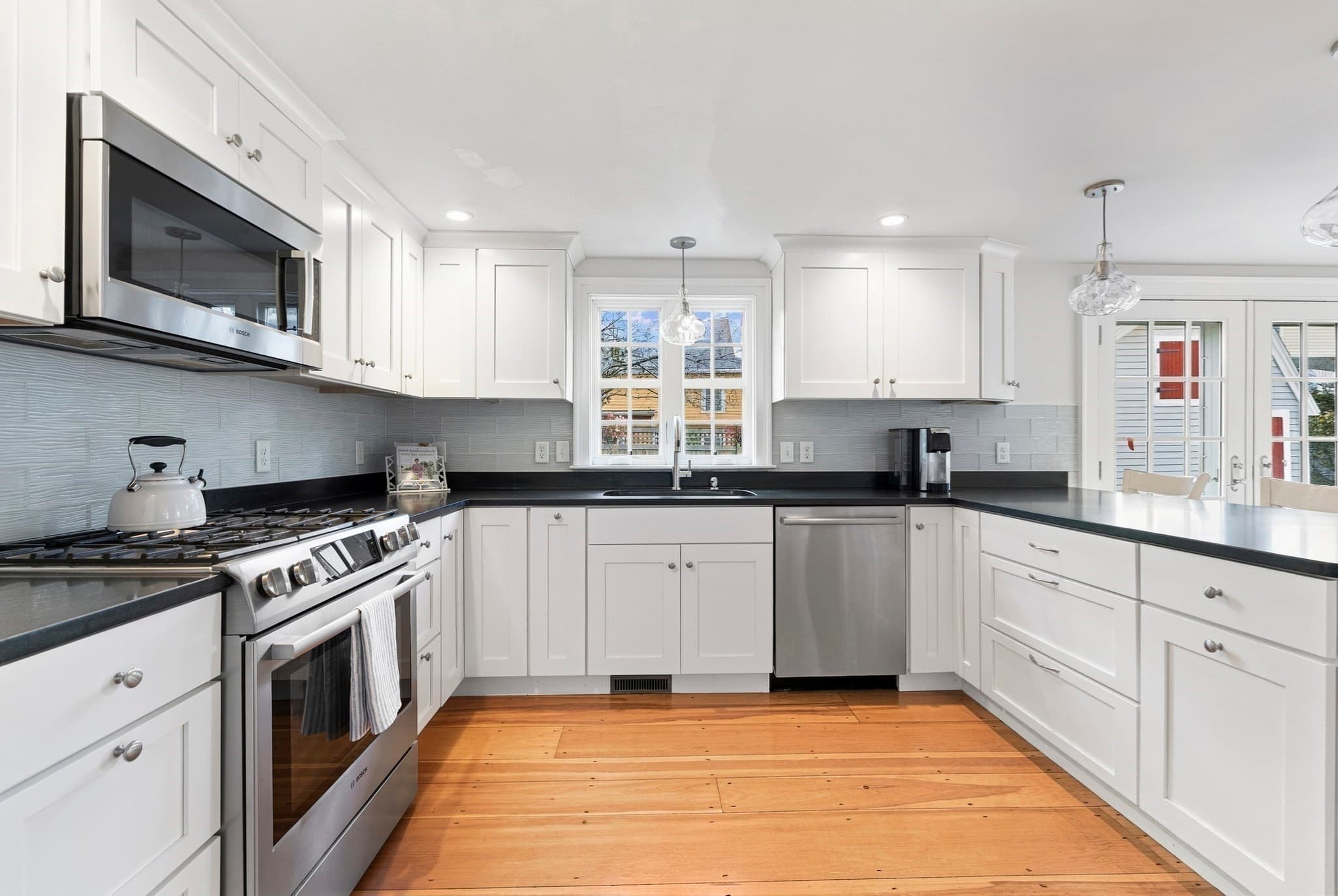 Single Family Residence at 5 Salem St, Newburyport MA 01950, Newburyport, photo 7 of 34