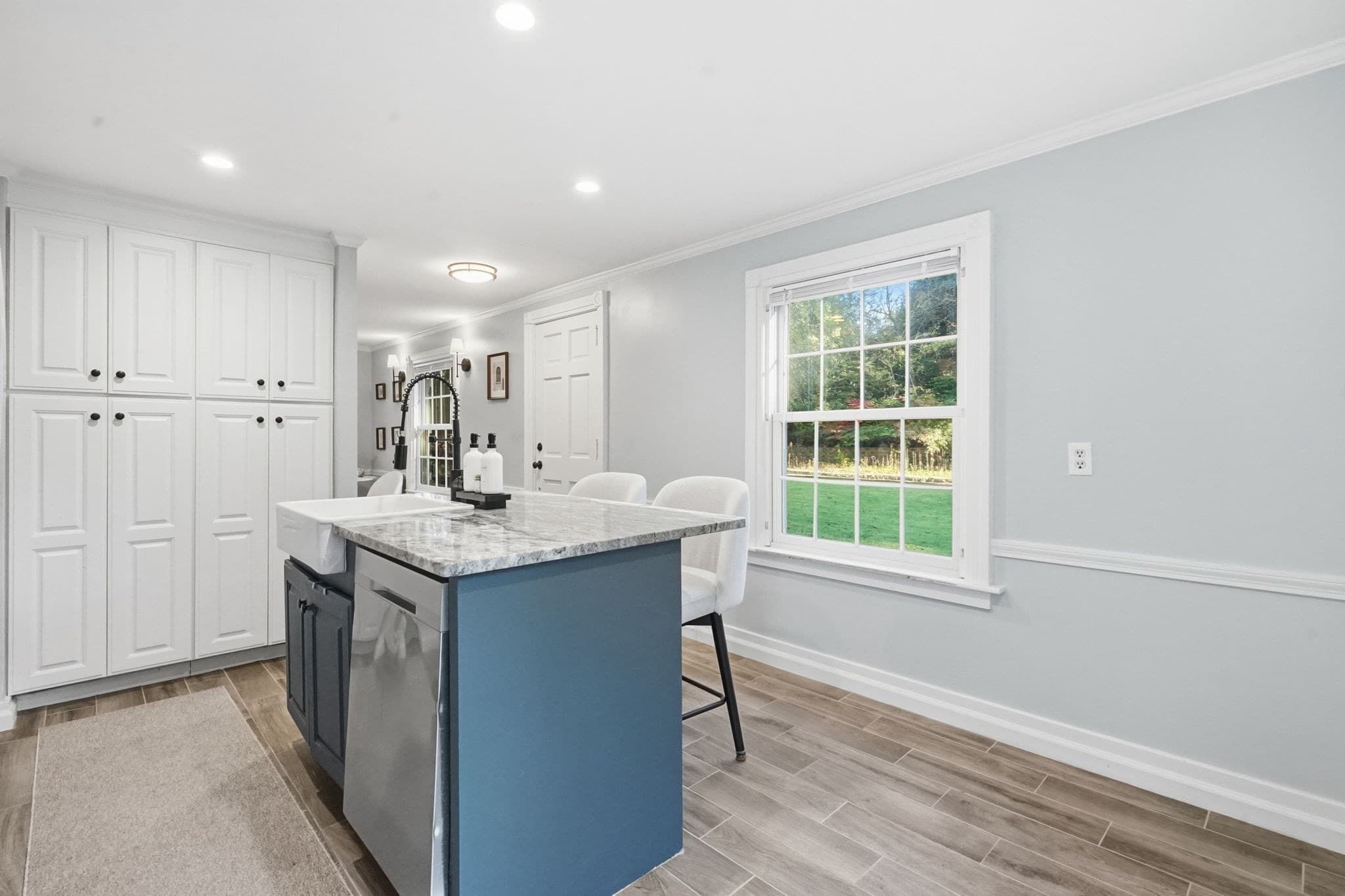 Single Family Residence at 479 Springfield St, Wilbraham MA 01095, Wilbraham, photo 3 of 37