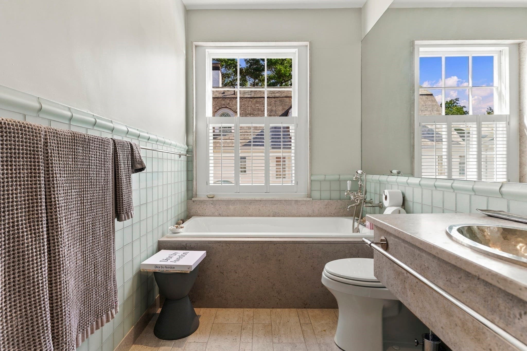 Single Family Residence at 334 Hammond St, Newton MA 02467, Newton, photo 23 of 37