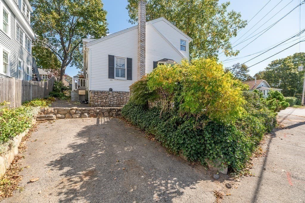 Single Family Residence at 2 Flume Rd, Gloucester MA 01930, Gloucester, photo 26 of 35