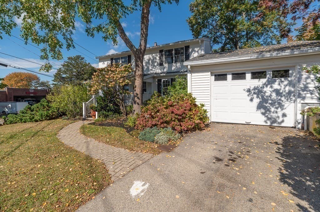 Single Family Residence at 2 Flume Rd, Gloucester MA 01930, Gloucester, photo 29 of 35