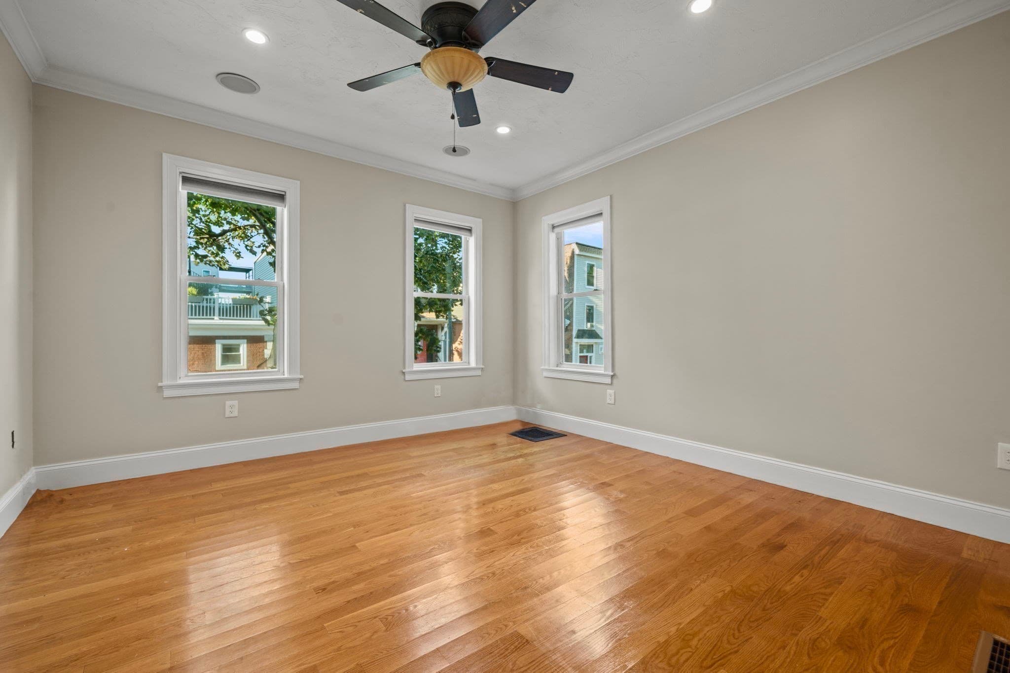 Condominium at 519 E 5th Street # 0, Boston MA 02127, Boston, photo 33 of 39