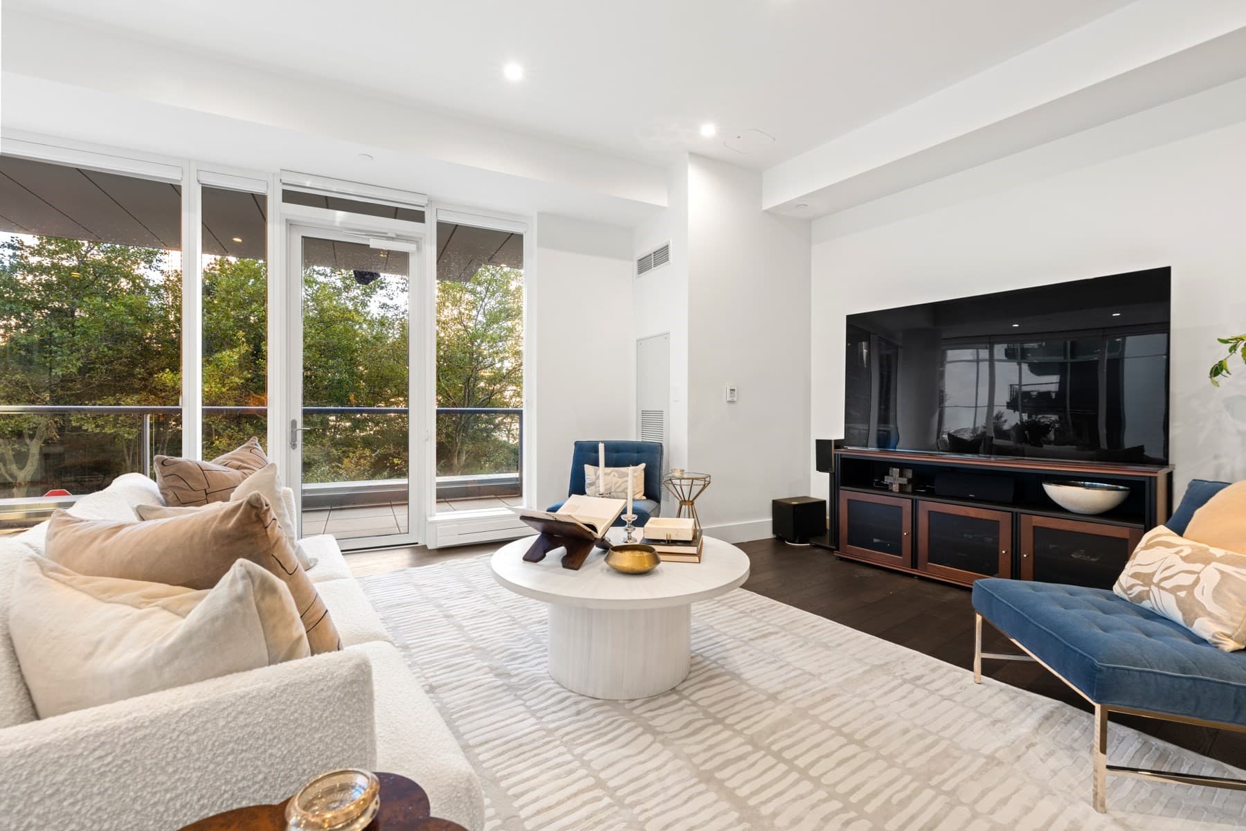 Condominium at 22 Liberty Dr # 2M, Boston MA 02210, Boston, photo 6 of 29