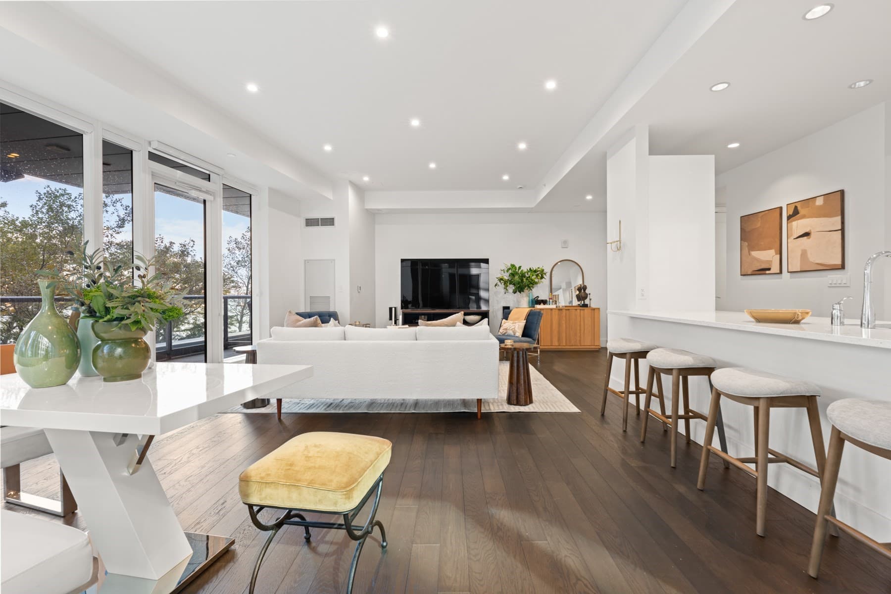 Condominium at 22 Liberty Dr # 2M, Boston MA 02210, Boston, photo 9 of 29