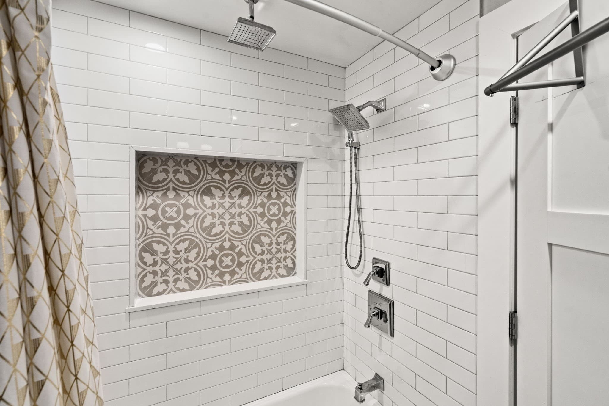 Condominium at 2-4 Crossman St # 4, Boston MA 02126, Boston, photo 10 of 21