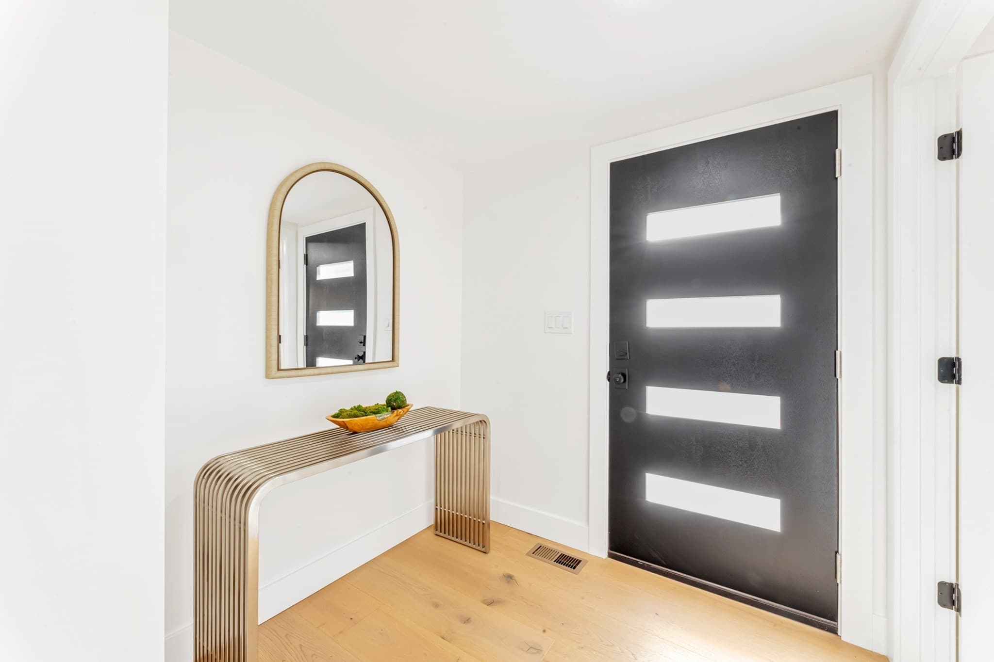 Single Family Residence at 101 Hackensack Road, Boston MA 02132, Boston, photo 2 of 37