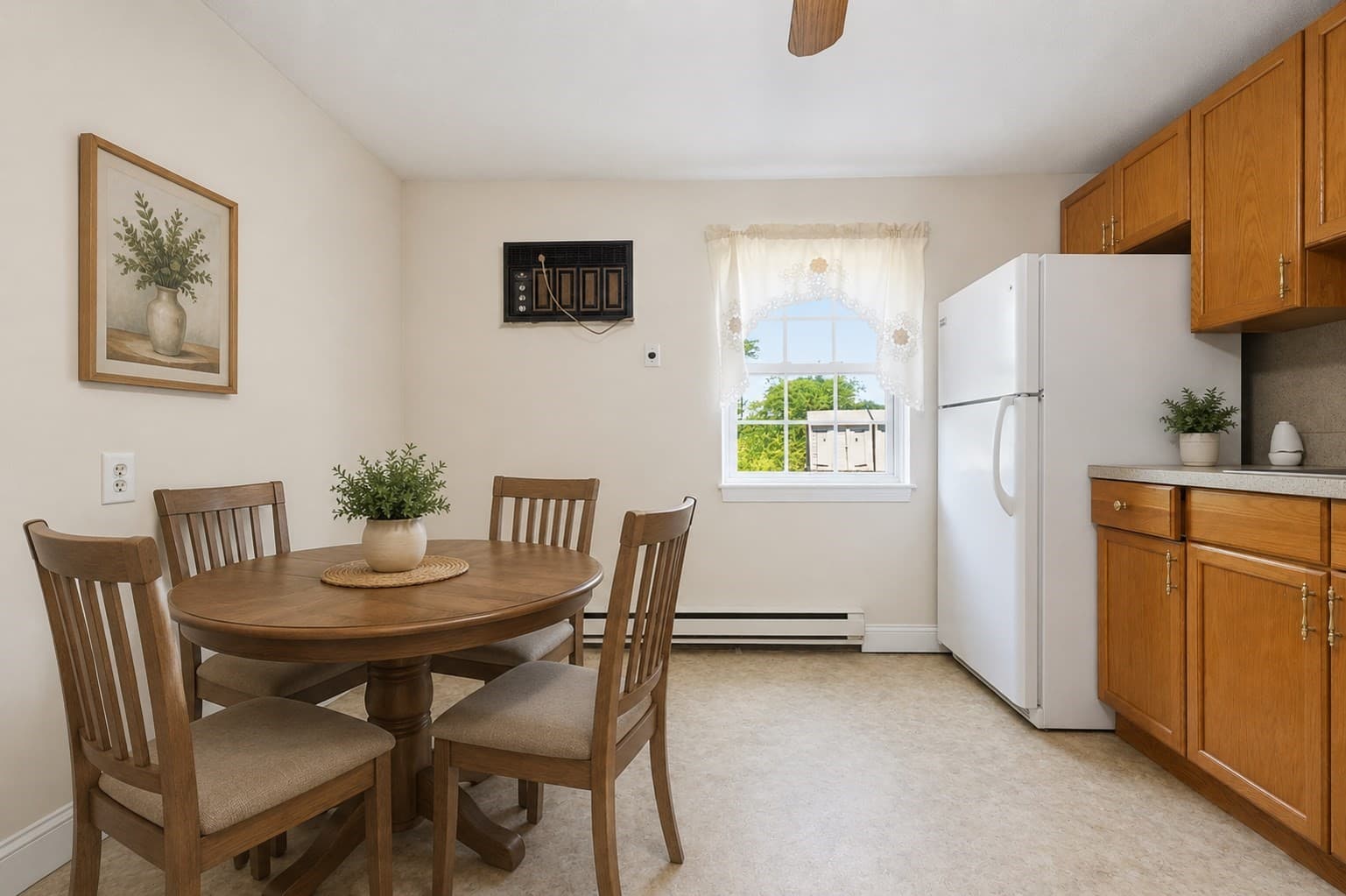 Condominium at 15 Frank Street # 1, Dracut MA 01826, Dracut, photo 5 of 17