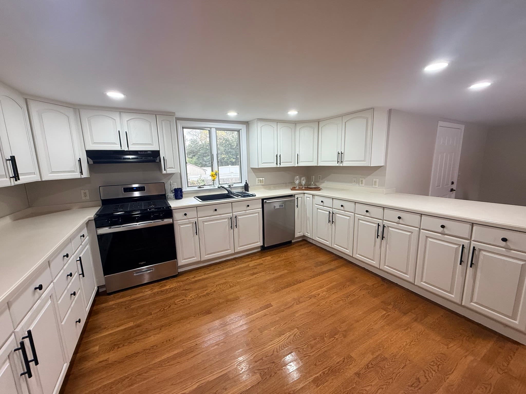 Single Family Residence at 15 Holcomb St, Fairhaven MA 02719, Fairhaven, photo 3 of 21
