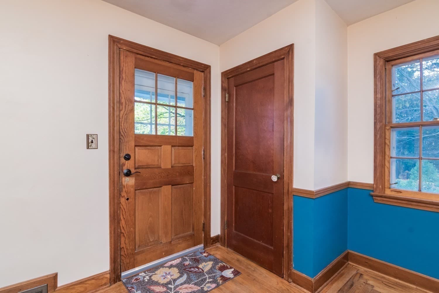 Single Family Residence at 19 Moorland St, Amherst MA 01002, Amherst, photo 6 of 33
