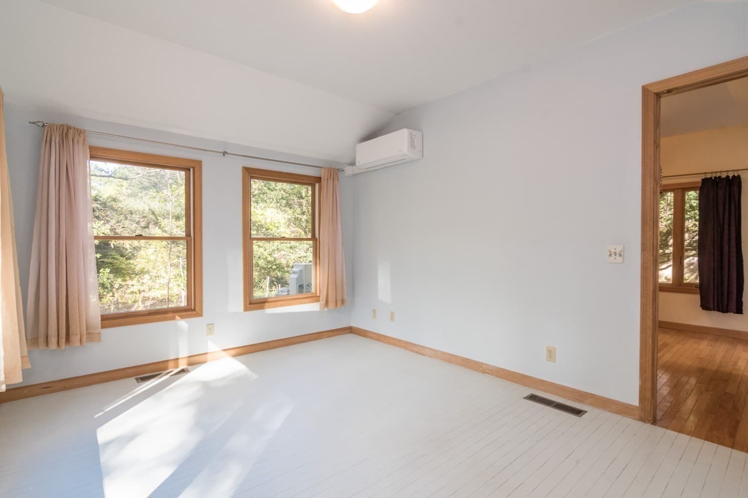 Single Family Residence at 19 Moorland St, Amherst MA 01002, Amherst, photo 15 of 33