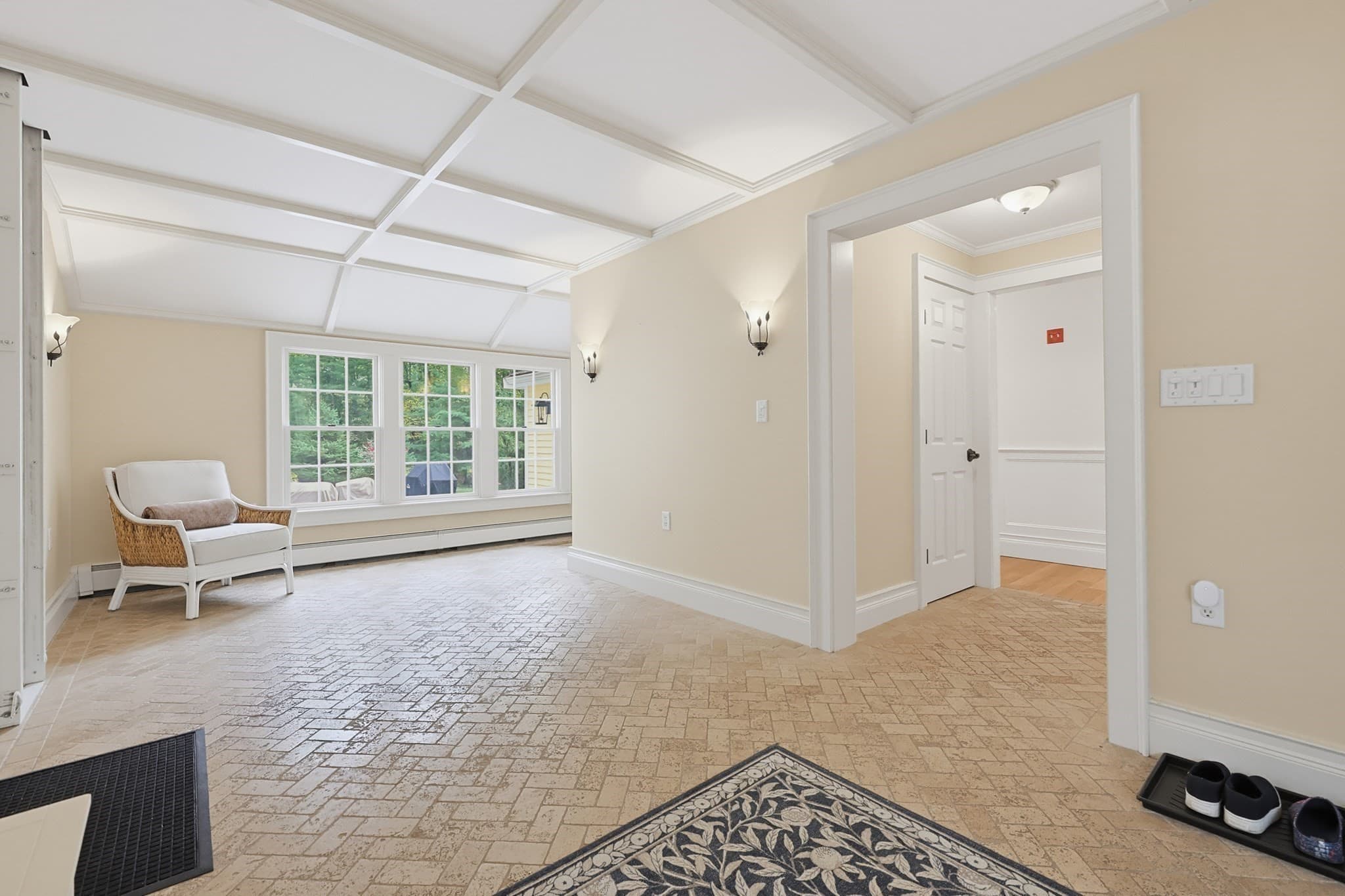 Single Family Residence at 457 Hanlon Rd, Holliston MA 01746, Holliston, photo 8 of 41