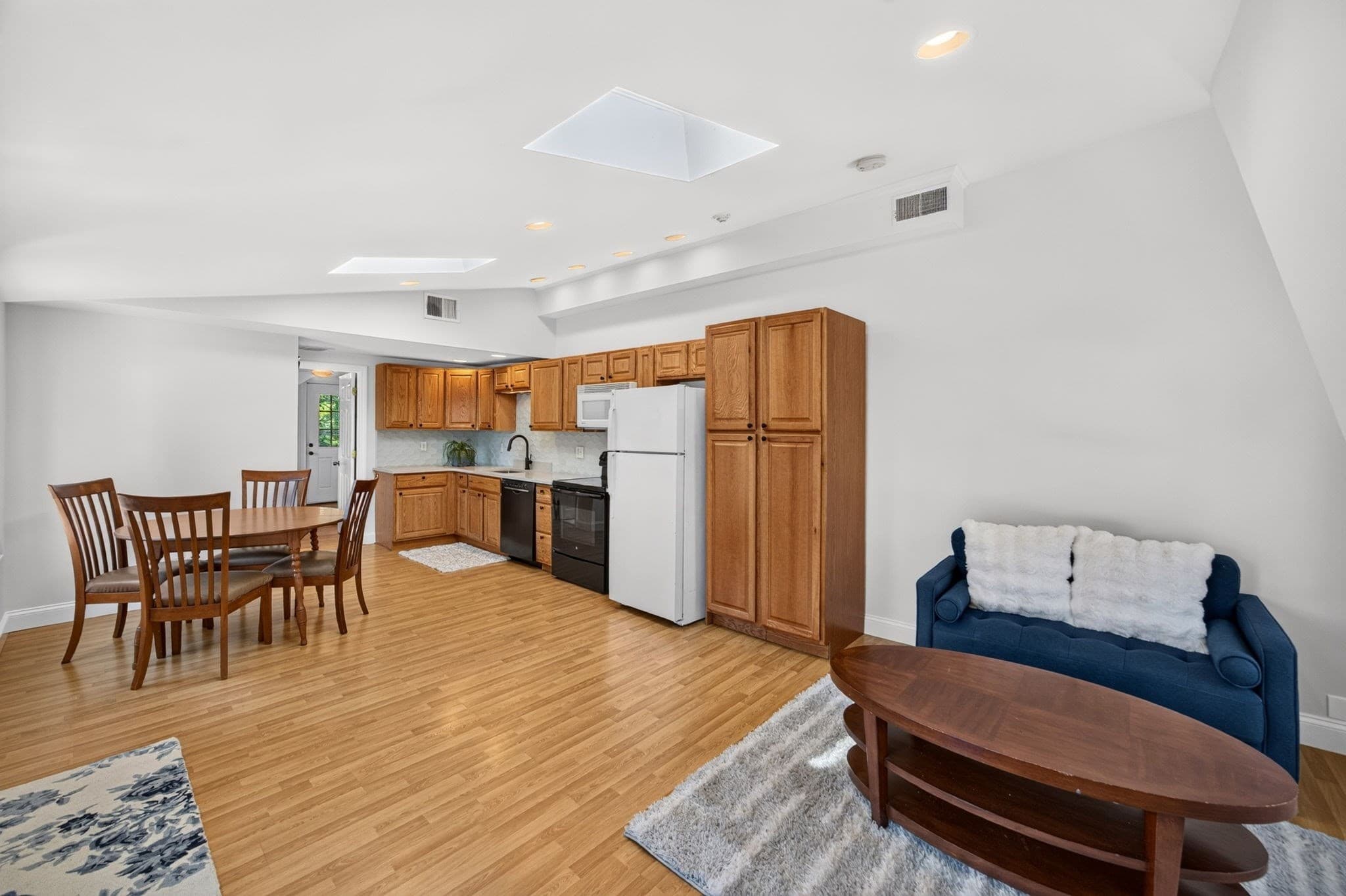 Condominium at 16 Lt Hauser Ln # 3, Falmouth MA 02540, Falmouth, photo 11 of 35