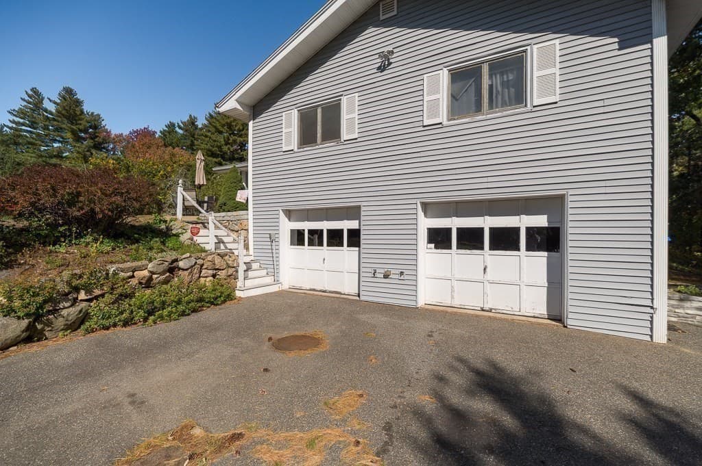 Single Family Residence at 359 Linebrook Rd, Ipswich MA 01938, Ipswich, photo 6 of 32