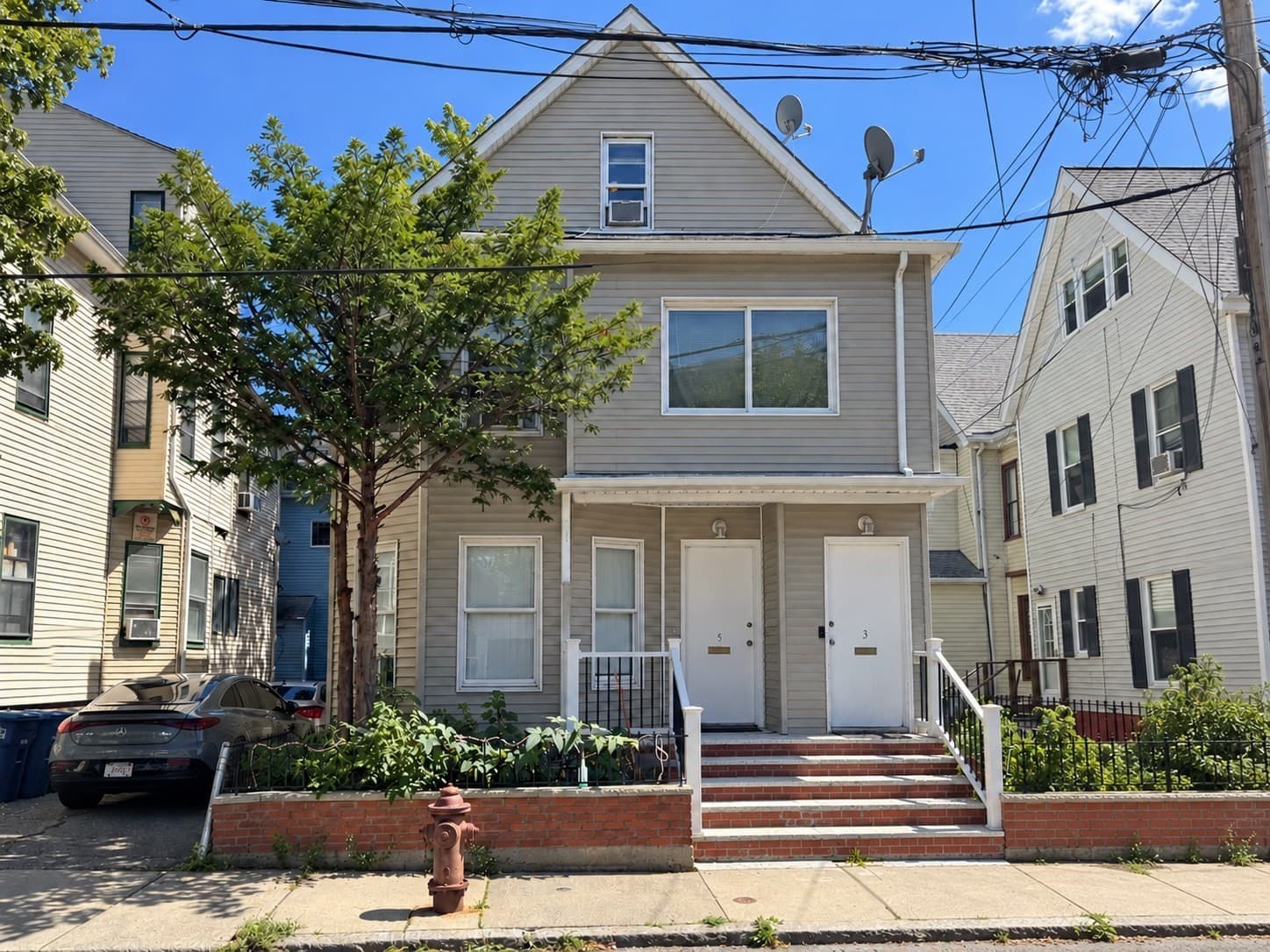 5 Gilman Ter, Somerville MA 02145