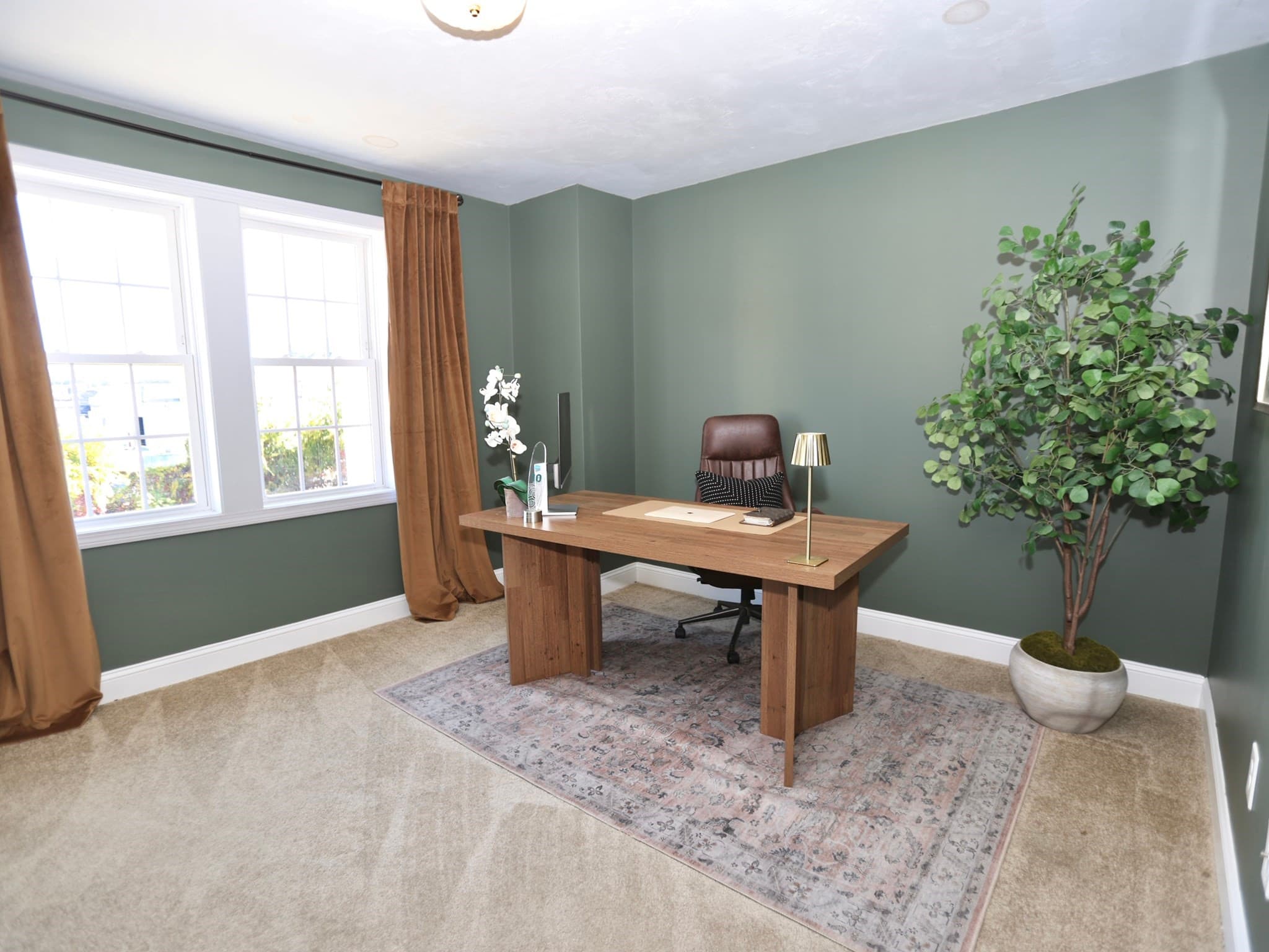 Single Family Residence at 10 De Marco Ter # A, Worcester MA 01613, Worcester, photo 18 of 33