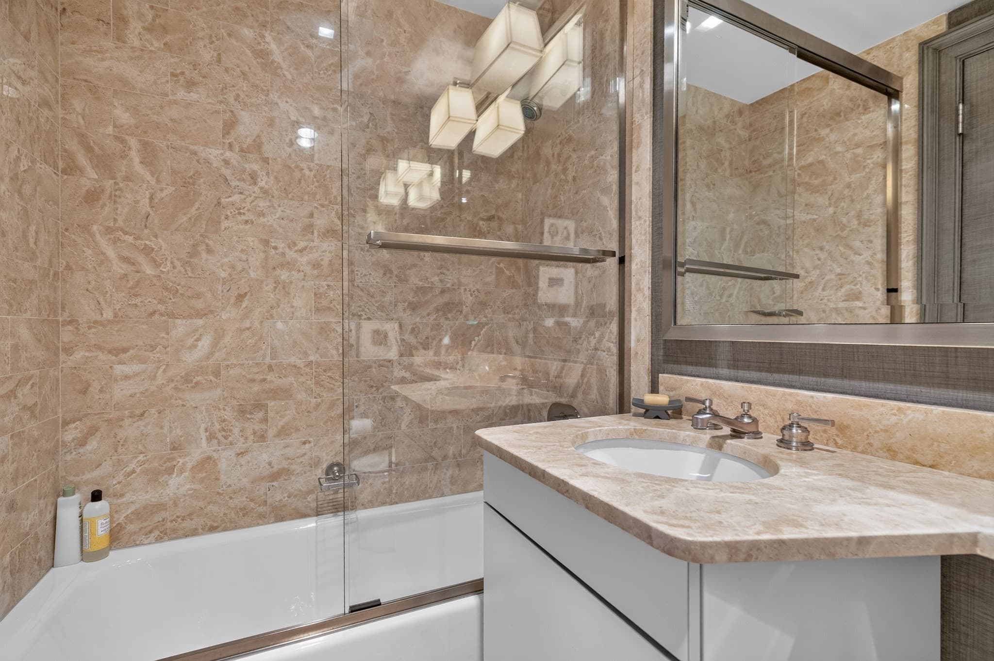 Condominium at 1 Charles St S, Boston MA 02116, Boston, photo 17 of 26