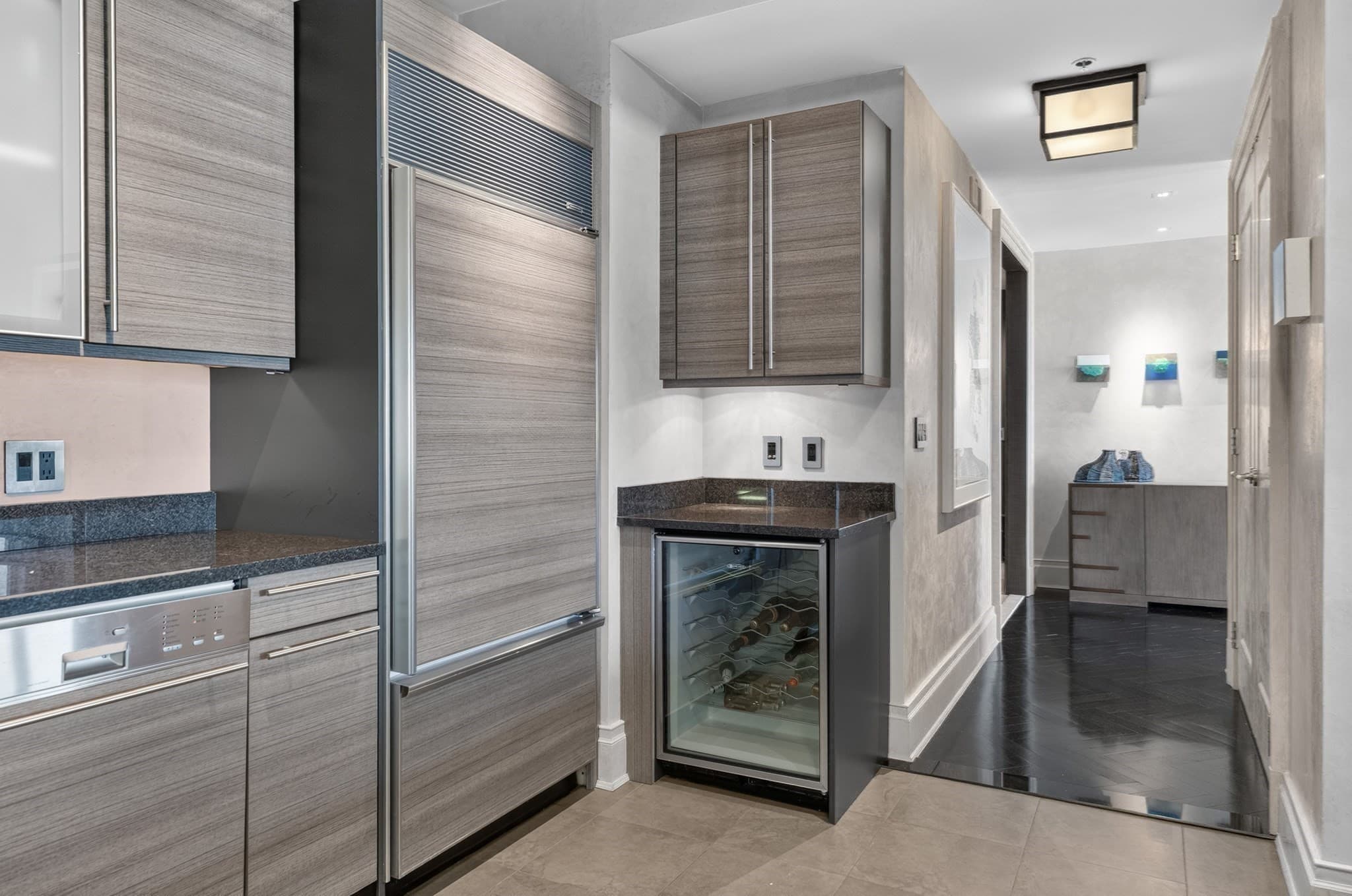 Condominium at 1 Charles St S, Boston MA 02116, Boston, photo 11 of 26
