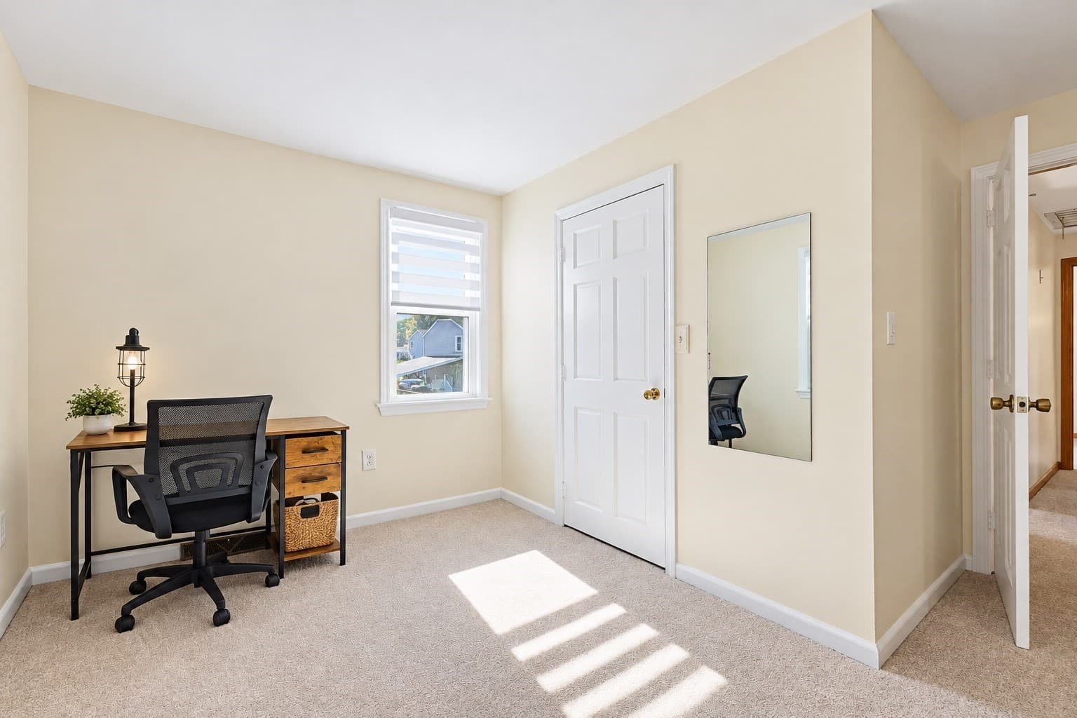 Single Family Residence at 26 Crestwood Cir, Lawrence MA 01843, Lawrence, photo 27 of 38