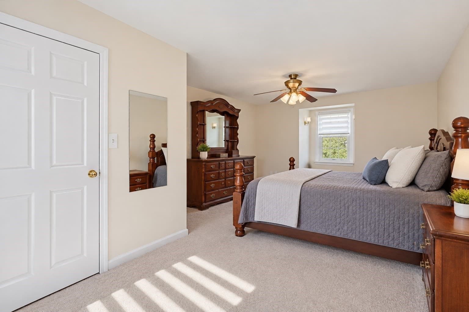 Single Family Residence at 26 Crestwood Cir, Lawrence MA 01843, Lawrence, photo 26 of 38
