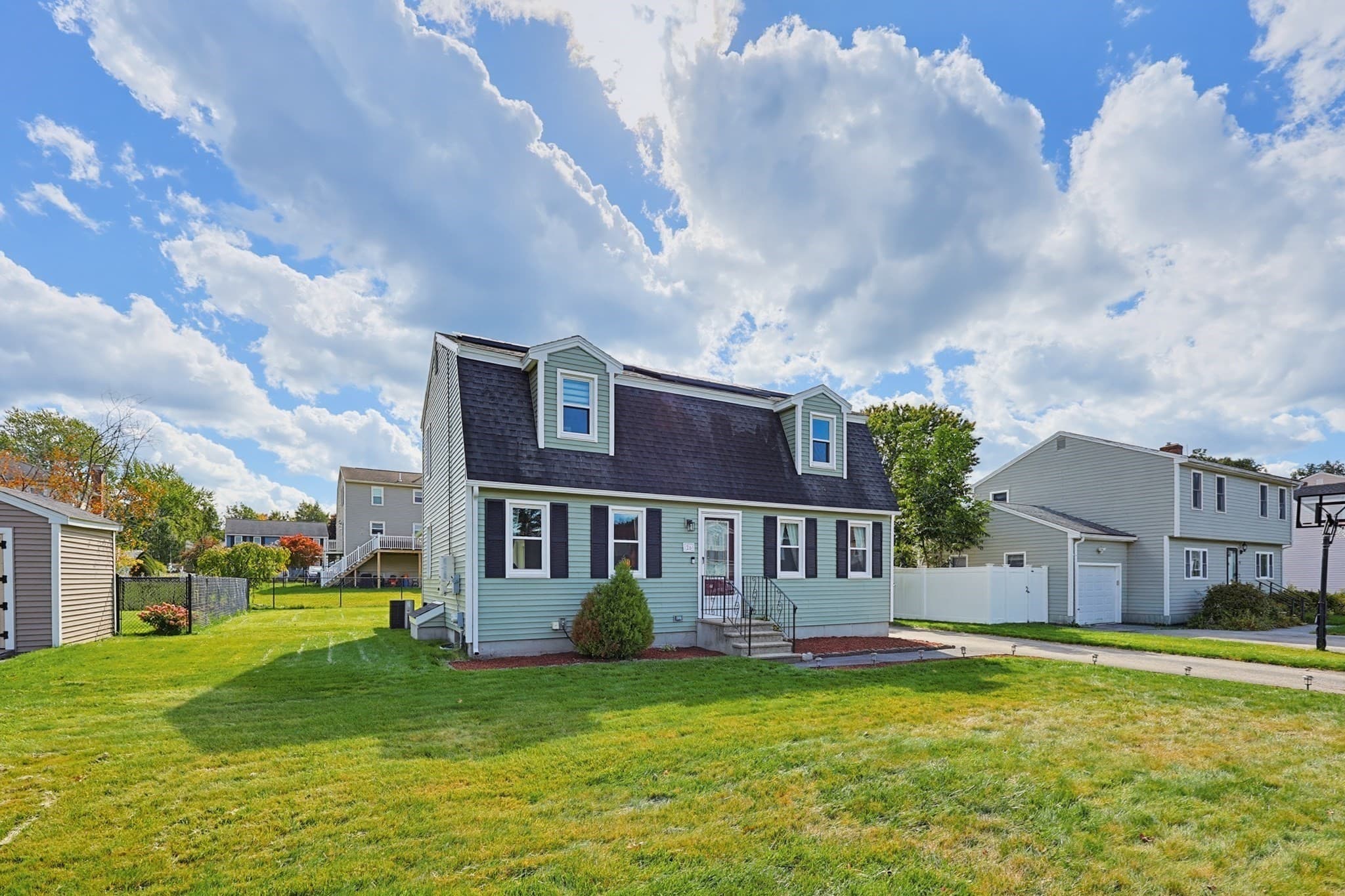 Single Family Residence at 26 Crestwood Cir, Lawrence MA 01843, Lawrence, photo 5 of 38