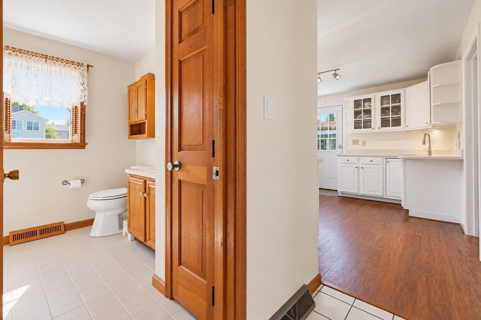 Single Family Residence at 26 Crestwood Cir, Lawrence MA 01843, Lawrence, photo 15 of 38