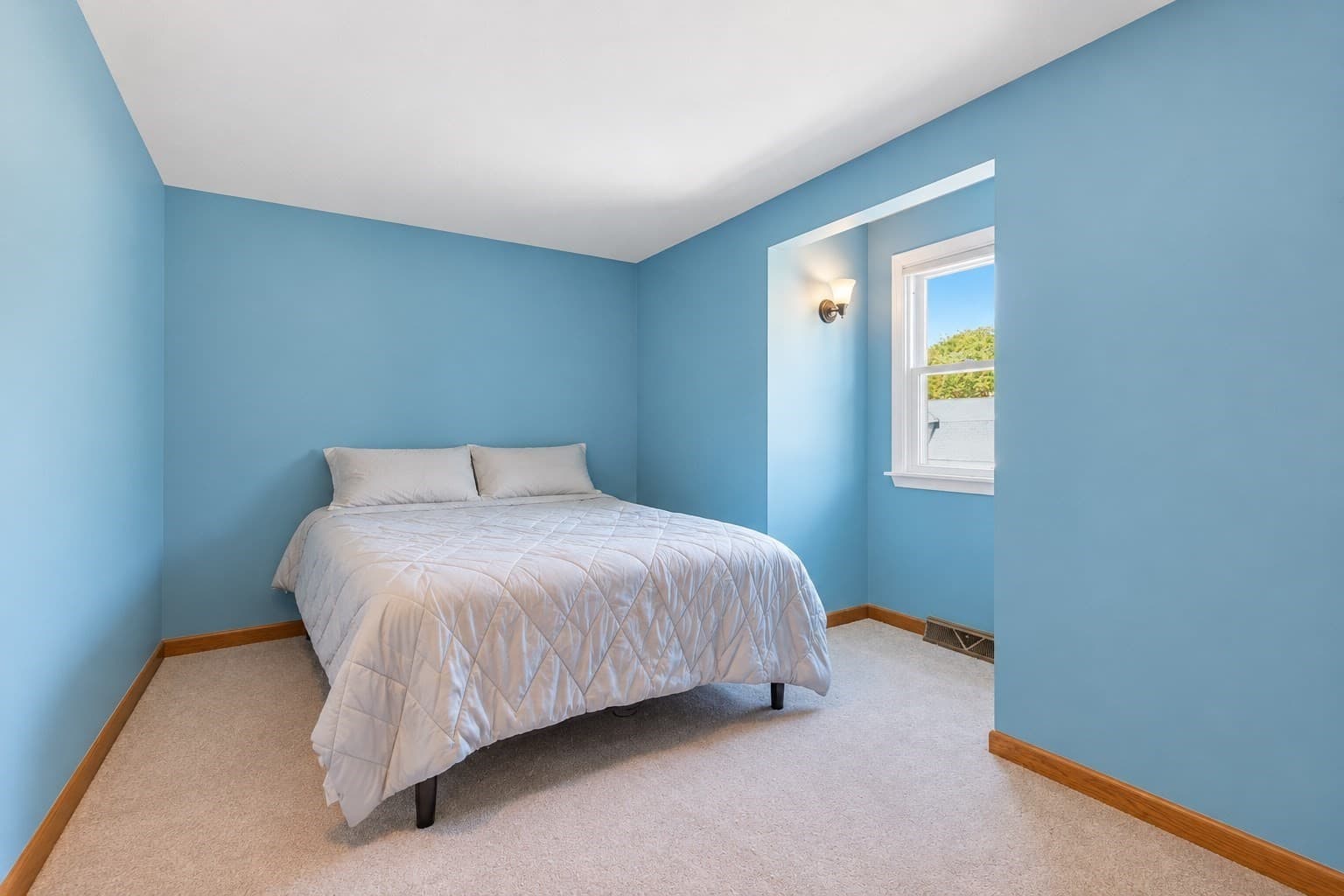 Single Family Residence at 26 Crestwood Cir, Lawrence MA 01843, Lawrence, photo 31 of 38