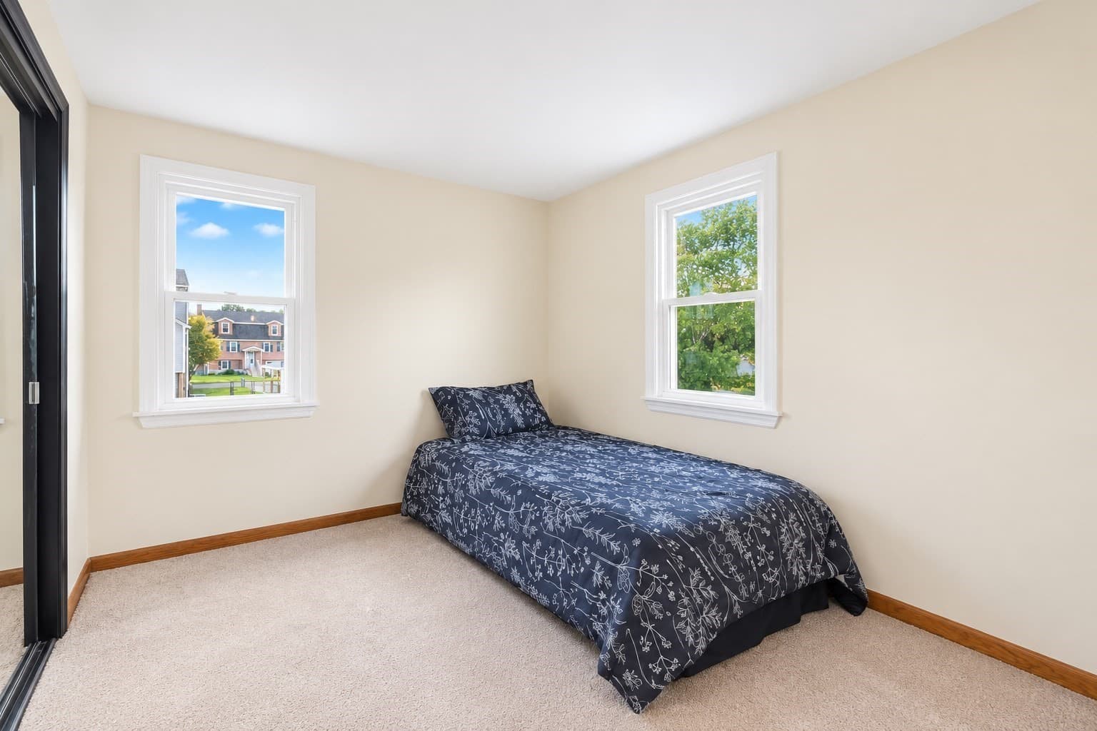 Single Family Residence at 26 Crestwood Cir, Lawrence MA 01843, Lawrence, photo 29 of 38