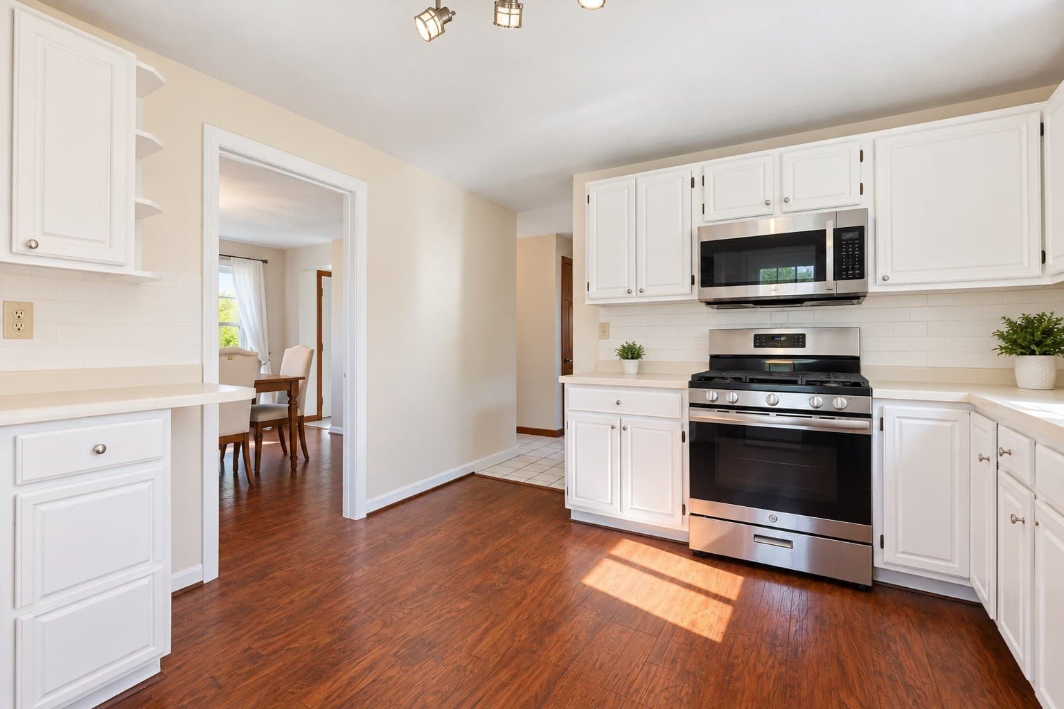 Single Family Residence at 26 Crestwood Cir, Lawrence MA 01843, Lawrence, photo 21 of 38