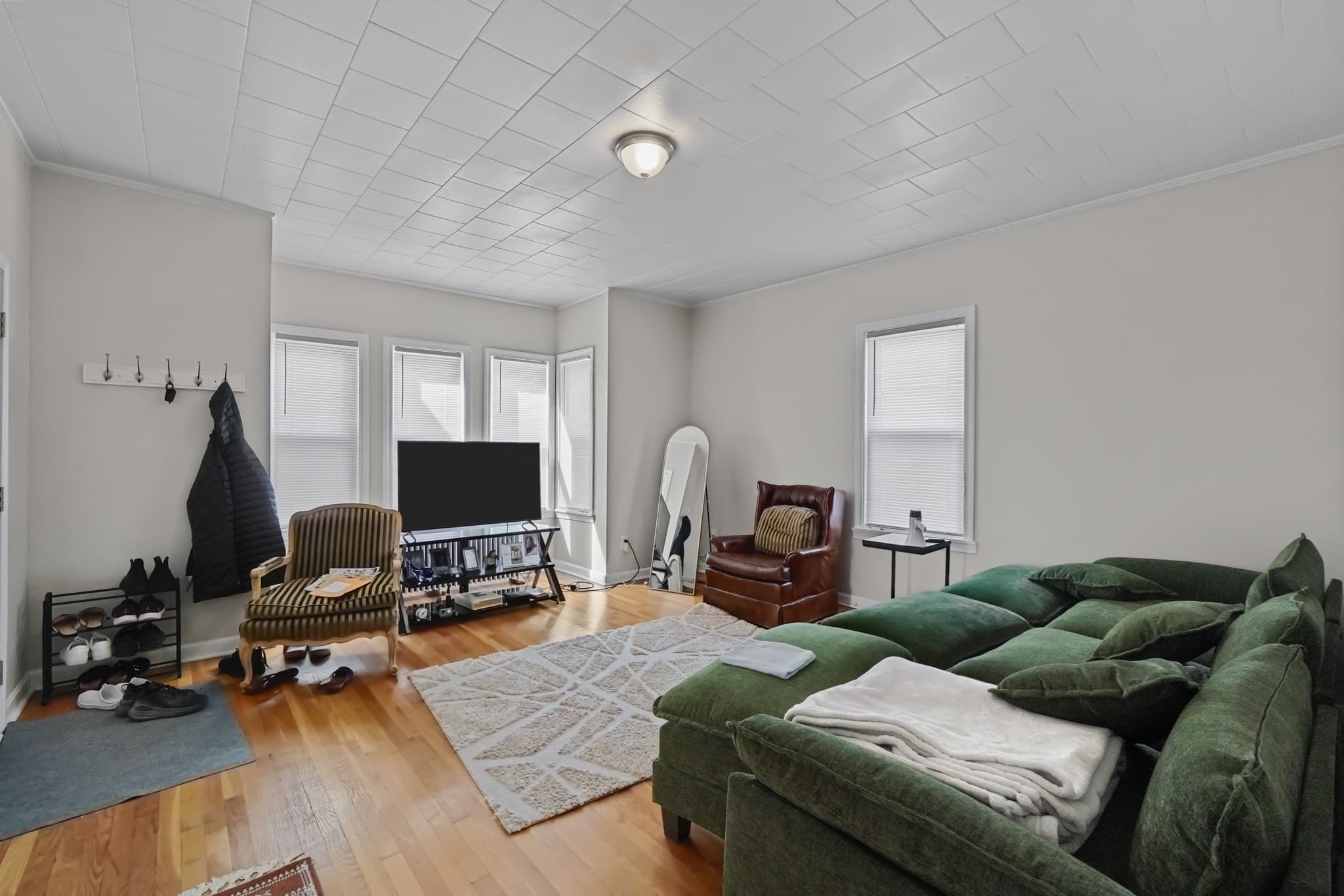 3 Family at 20 Park St, Fall River MA 02721, Fall River, photo 12 of 42