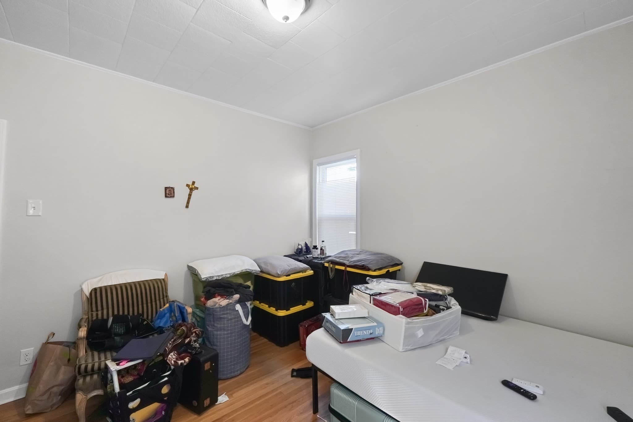 3 Family at 20 Park St, Fall River MA 02721, Fall River, photo 37 of 42