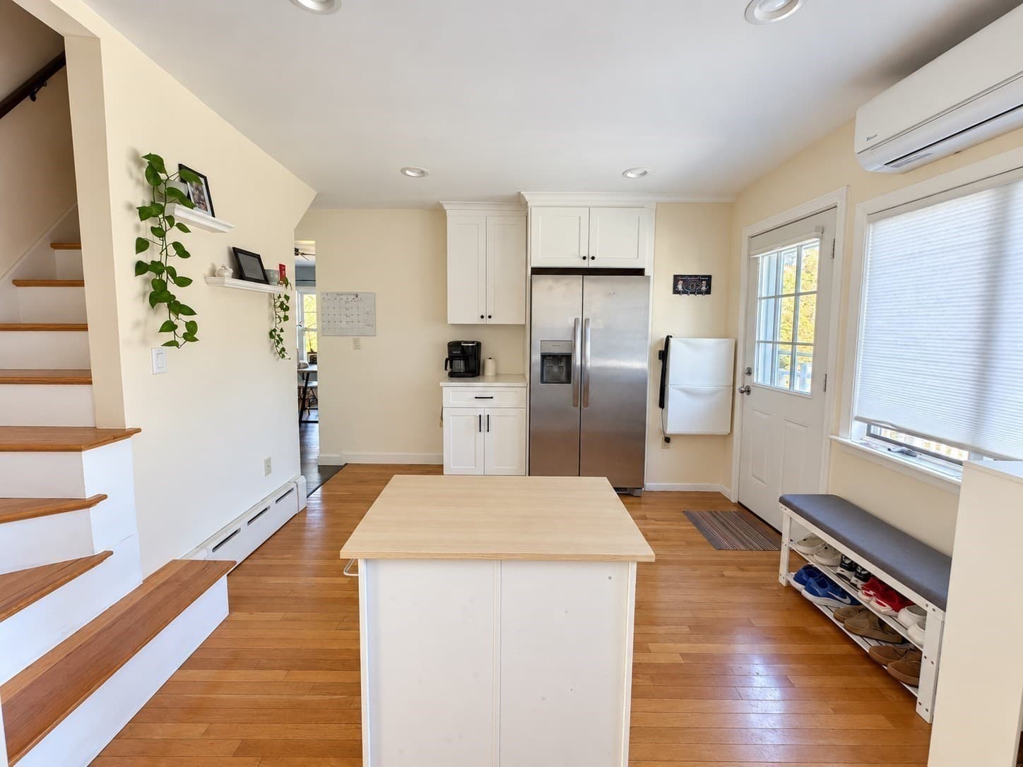 Single Family Residence at 17 Crawford Rd, Braintree MA 02184, Braintree, photo 5 of 27