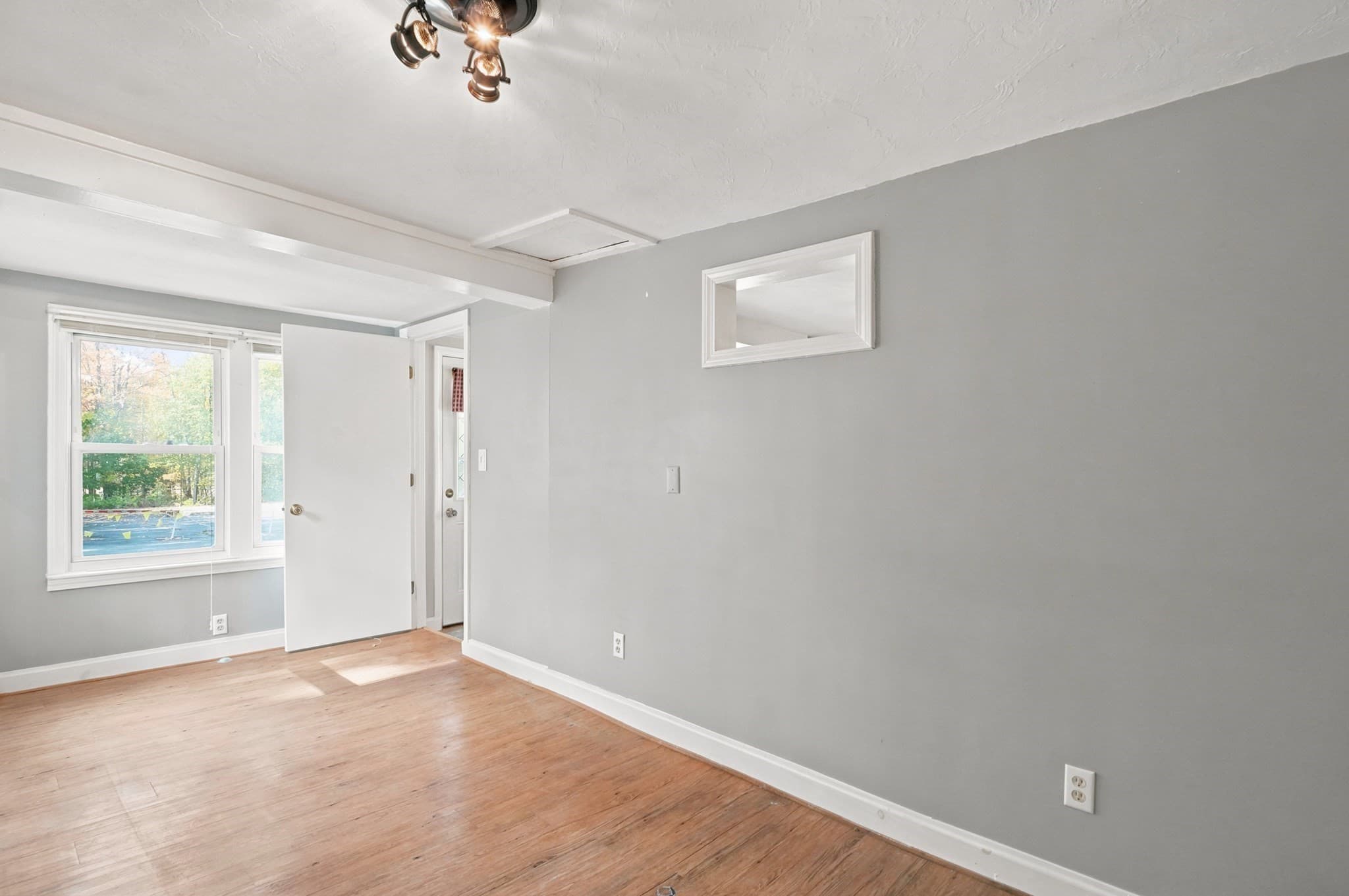 Single Family Residence at 111 Franklin St, Winchendon MA 01475, Winchendon, photo 12 of 17