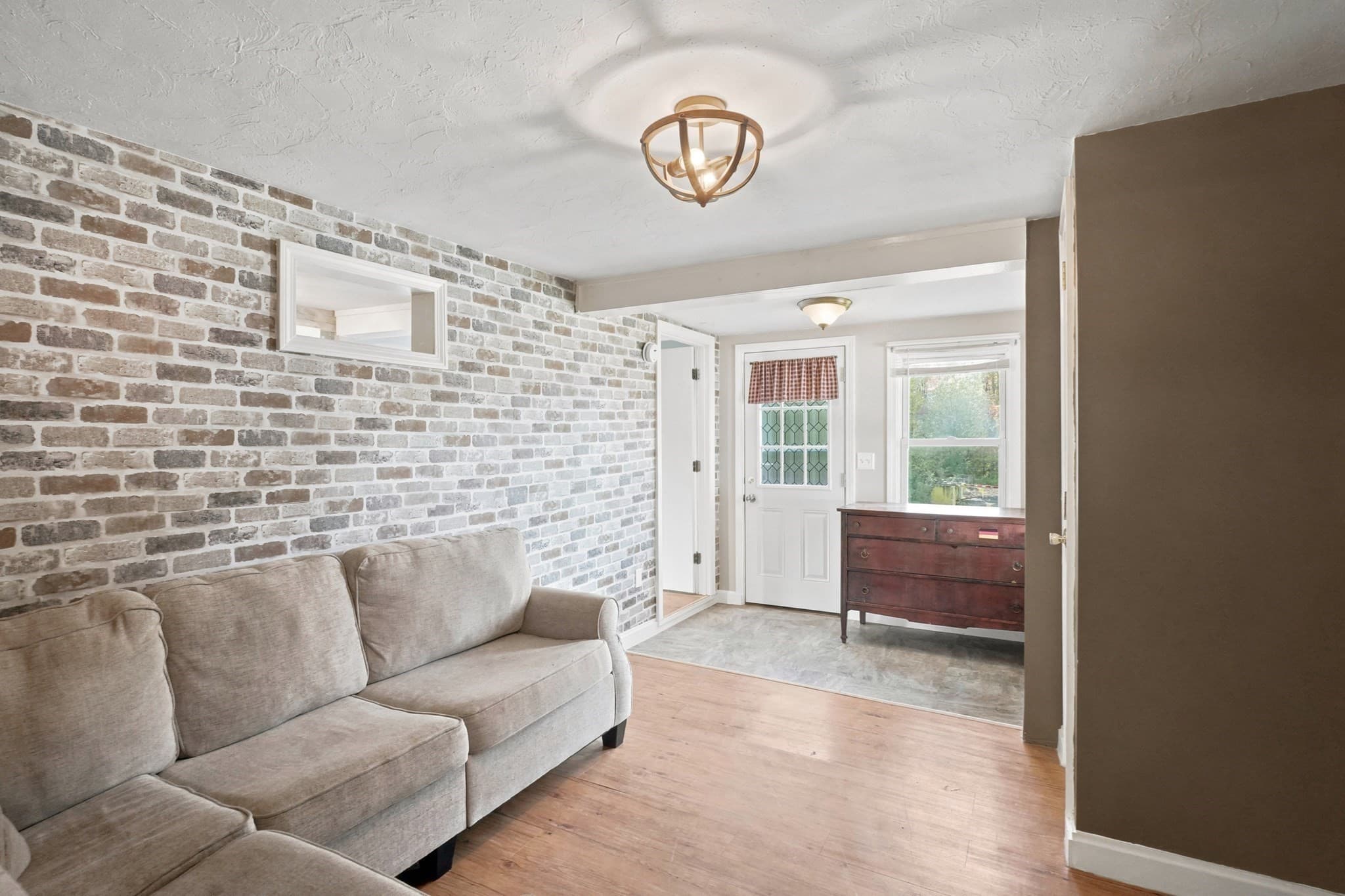 Single Family Residence at 111 Franklin St, Winchendon MA 01475, Winchendon, photo 7 of 17