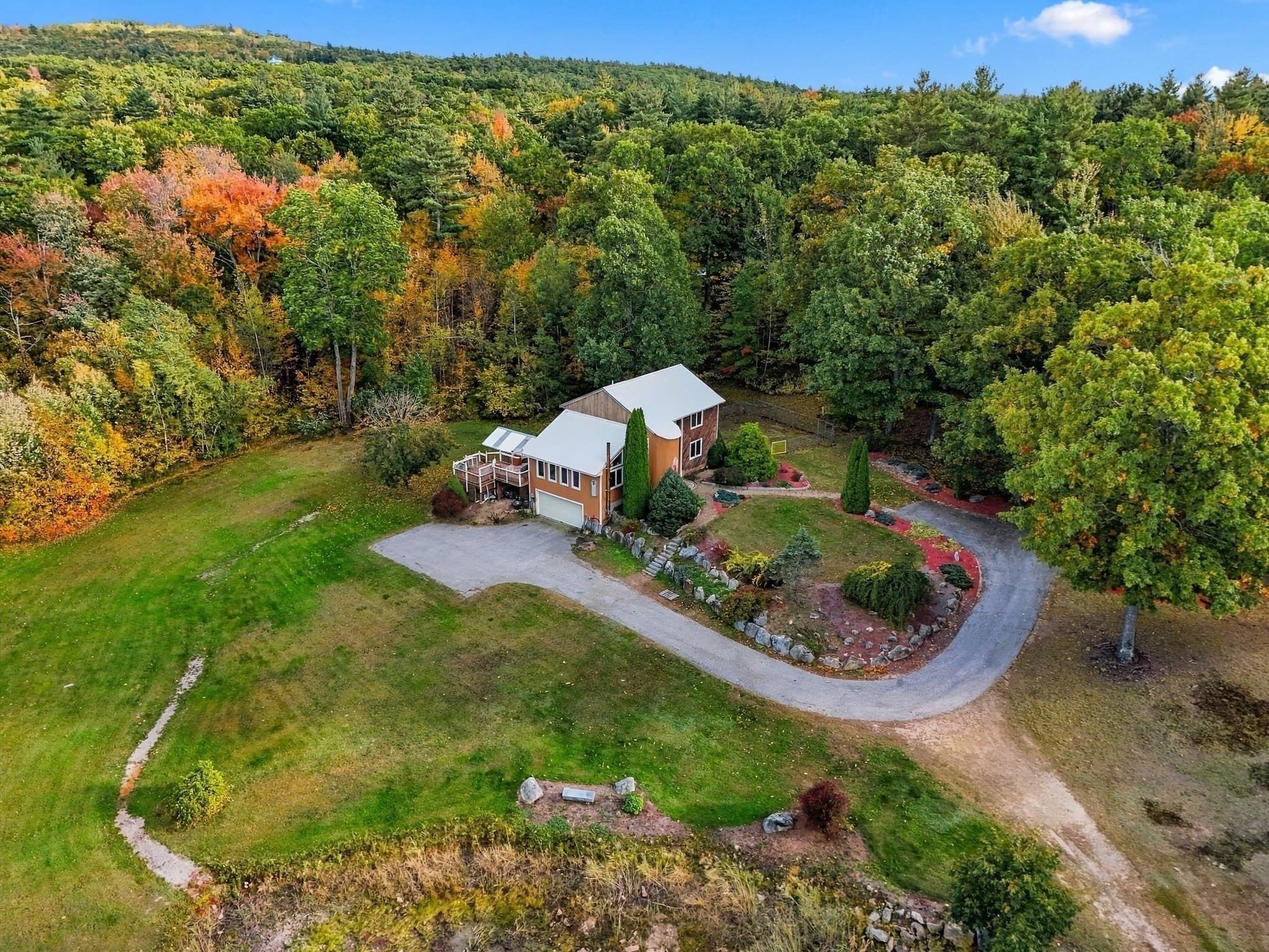 Single Family Residence at 755 Robinson Rd, Pembroke NH 03275, Pembroke, photo 25 of 27