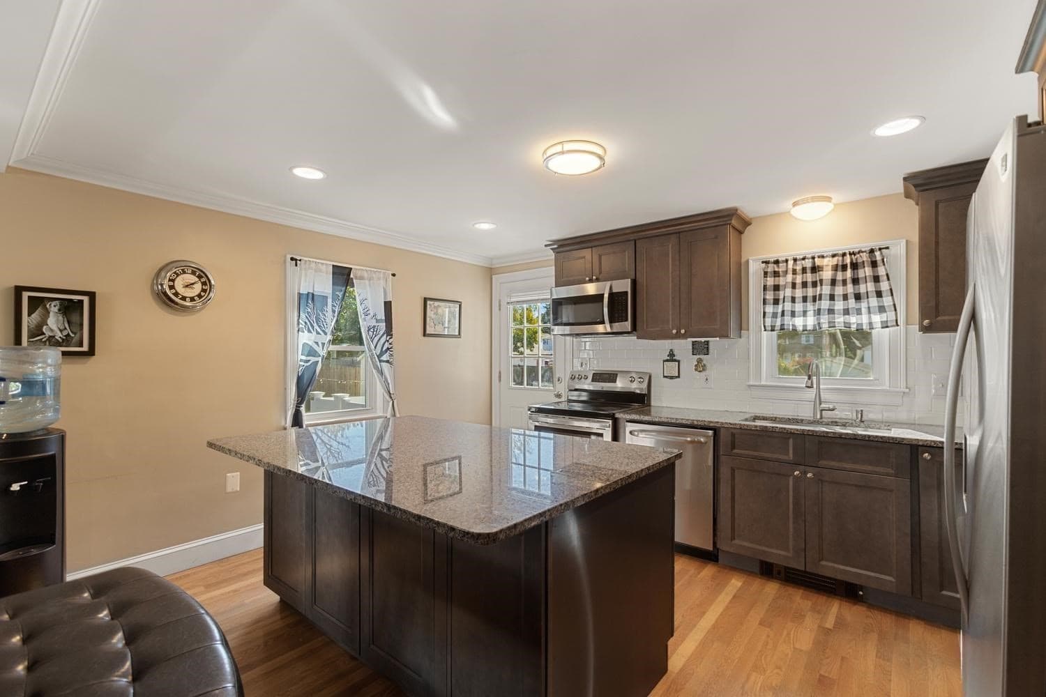 Single Family Residence at 7 Wheeler St, Peabody MA 01960, Peabody, photo 6 of 33