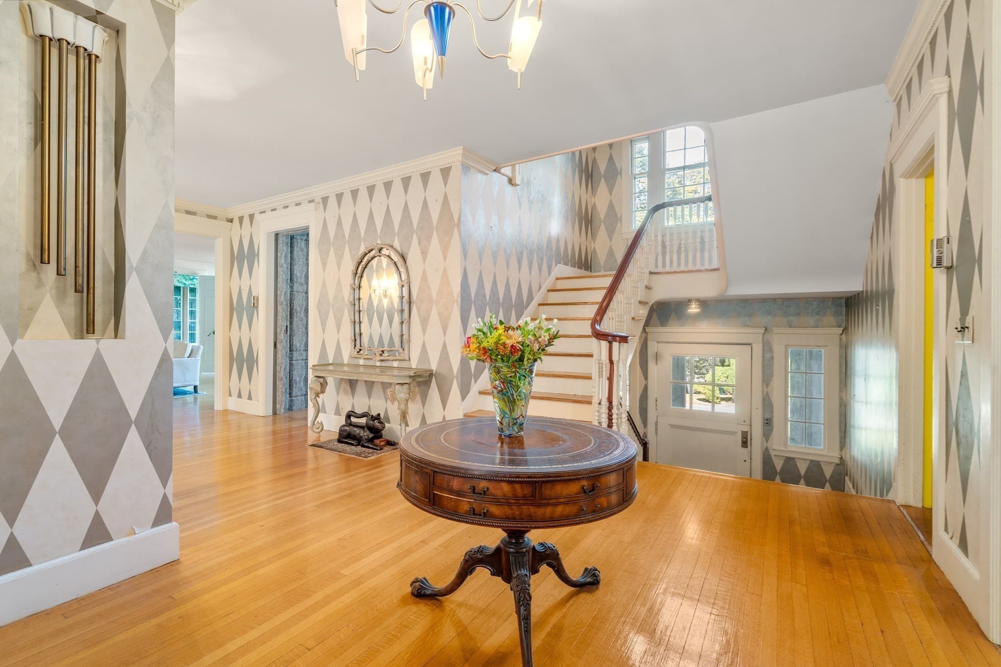 Single Family Residence at 41 Montvale Rd, Newton MA 02459, Newton, photo 4 of 27