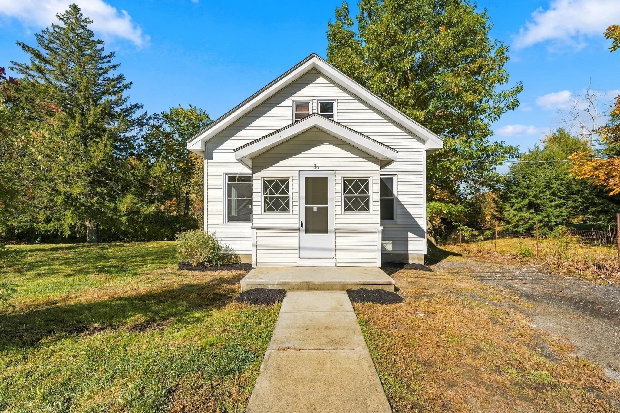 Single Family Residence at 31 South St, Townsend MA 01469, Townsend, photo 10 of 42