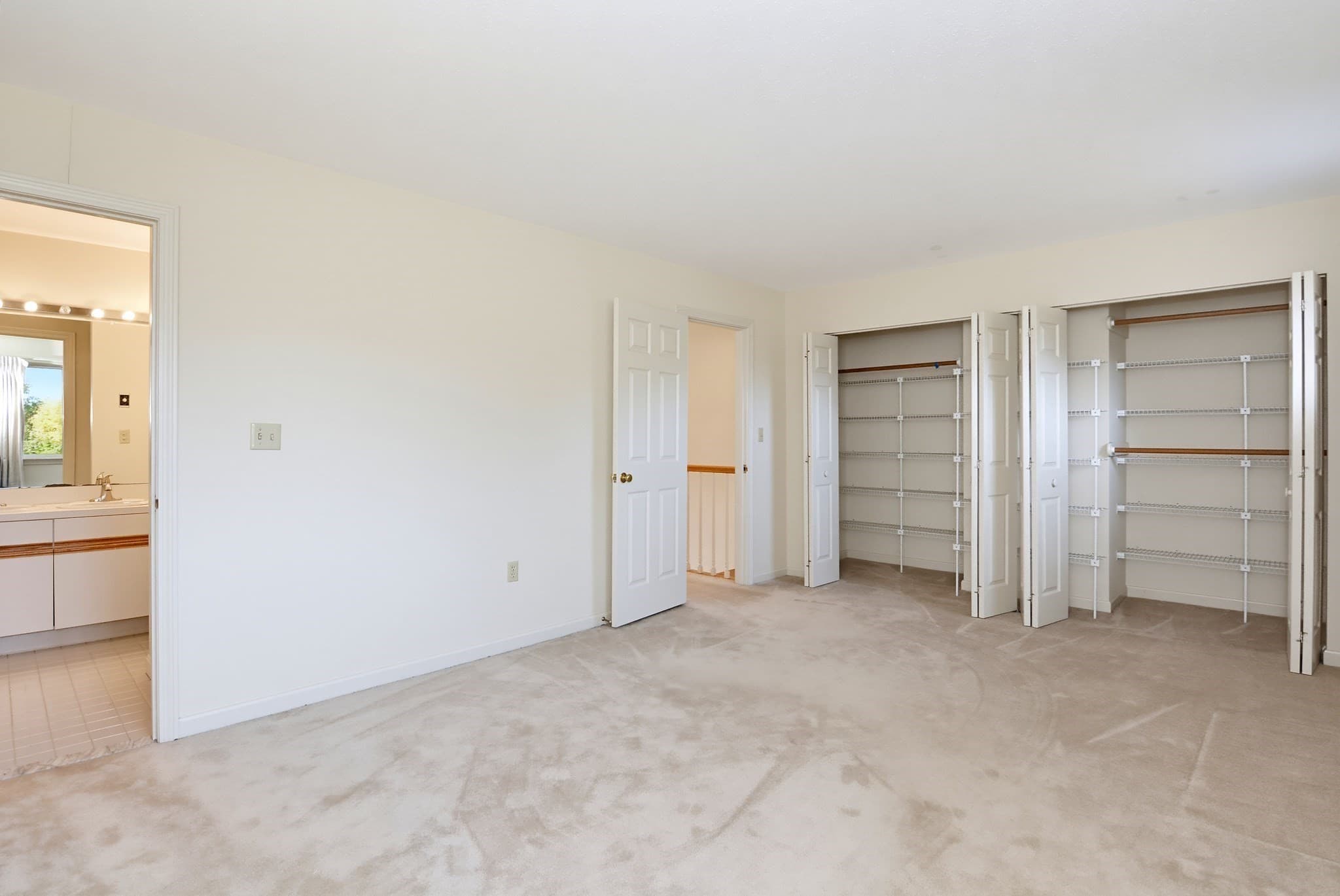 Condominium at 9 Landing Dr # 9, Methuen MA 01844, Methuen, photo 17 of 39