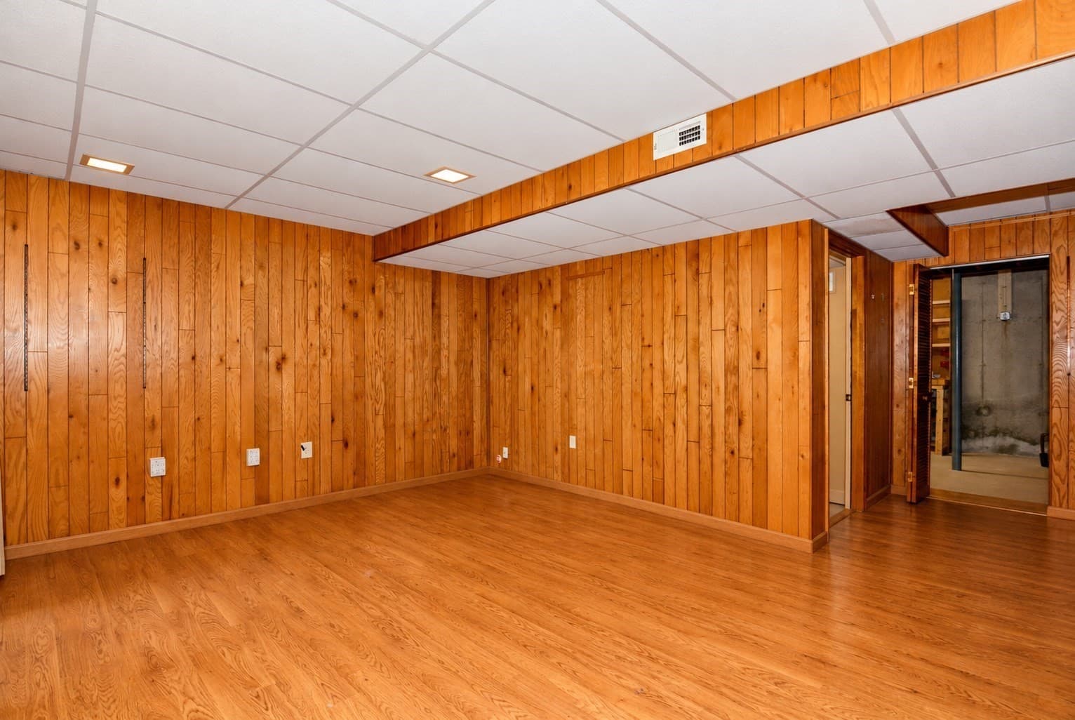 Condominium at 9 Landing Dr # 9, Methuen MA 01844, Methuen, photo 32 of 39