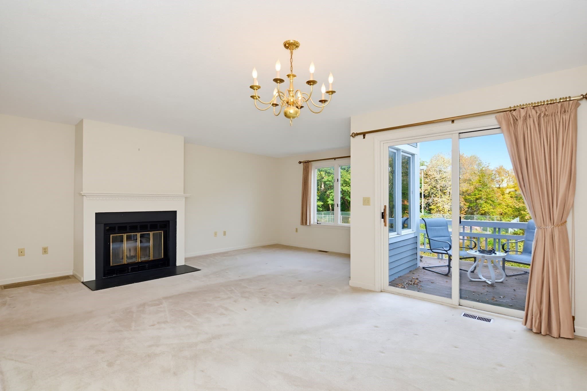 Condominium at 9 Landing Dr # 9, Methuen MA 01844, Methuen, photo 10 of 39