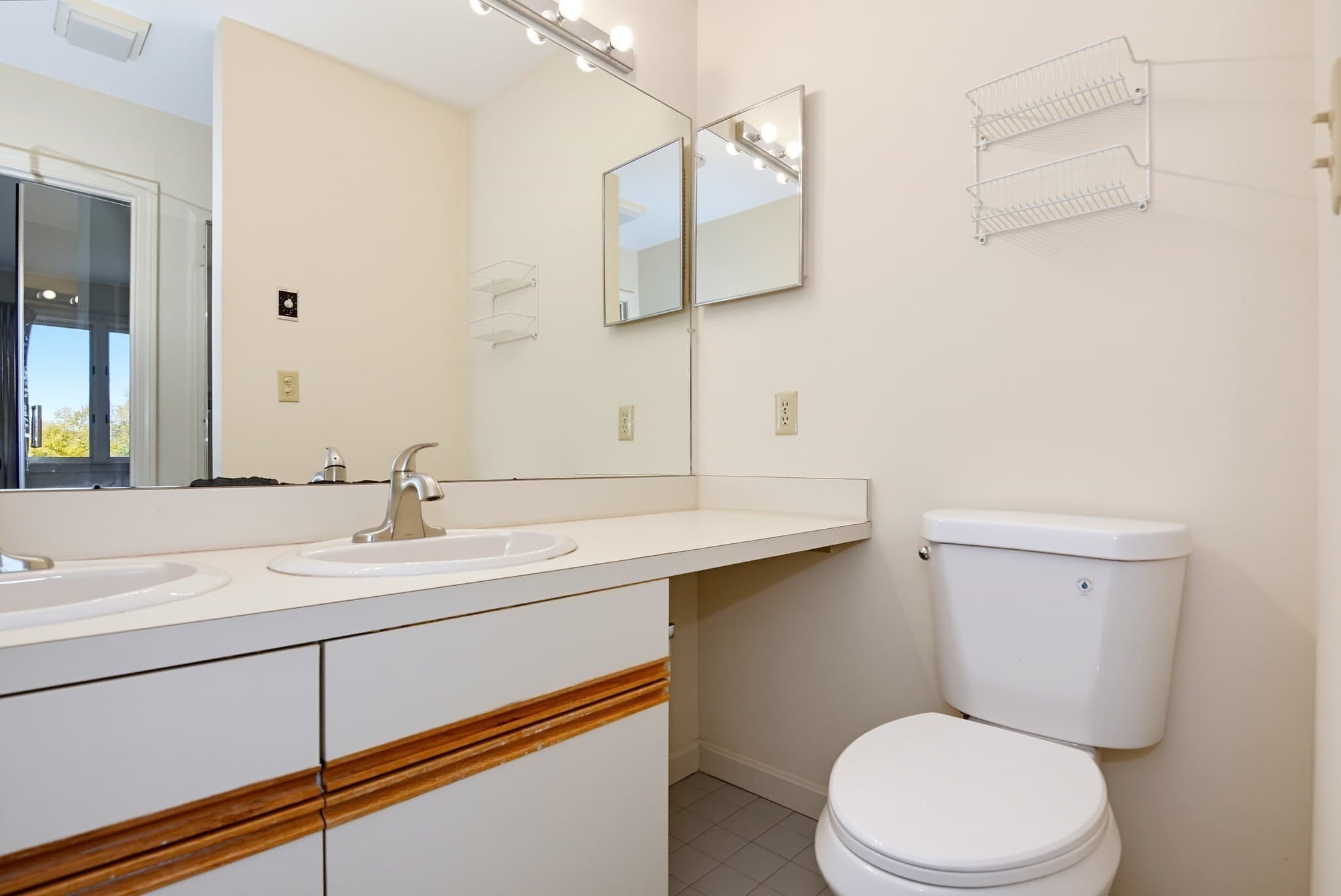 Condominium at 9 Landing Dr # 9, Methuen MA 01844, Methuen, photo 19 of 39