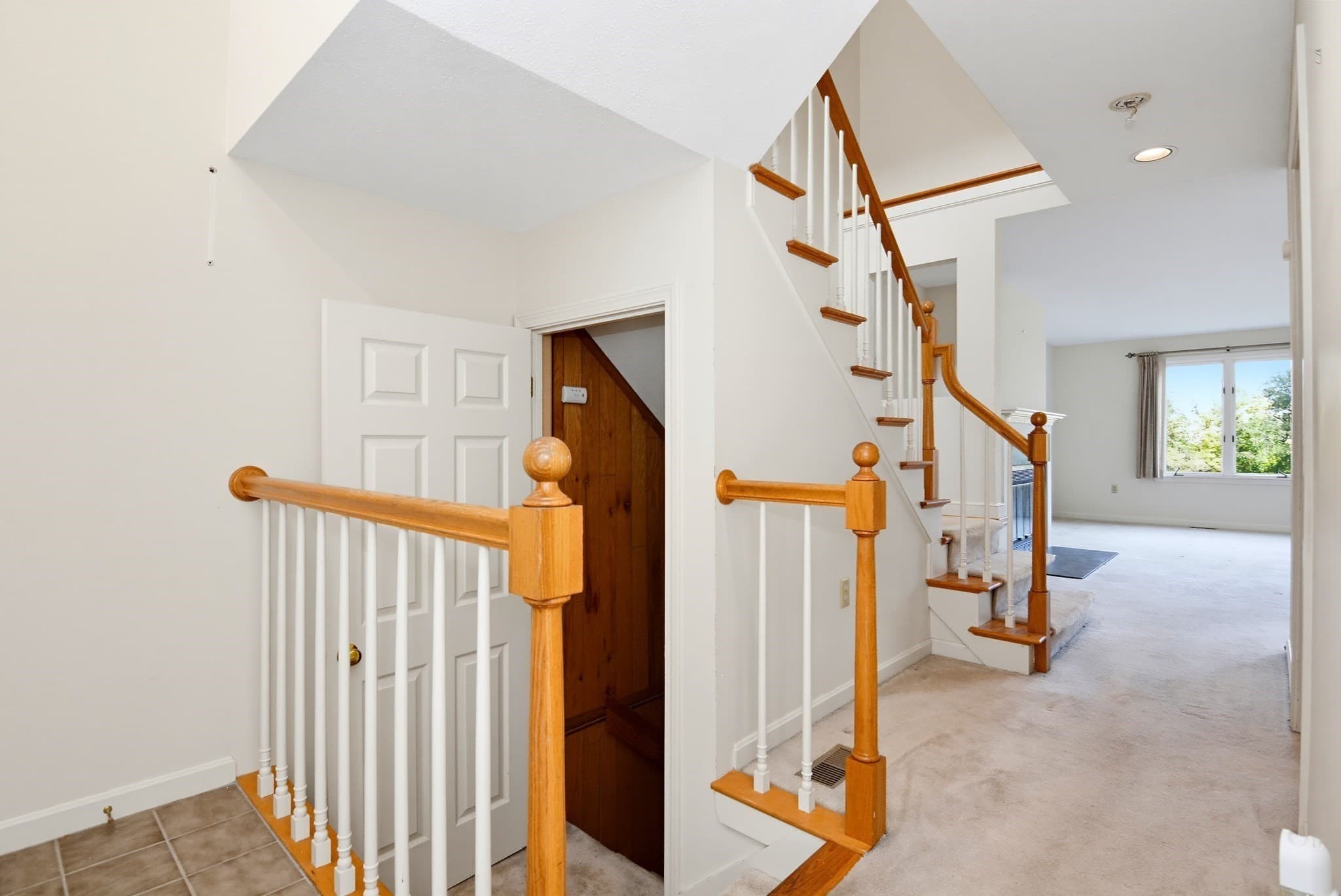 Condominium at 9 Landing Dr # 9, Methuen MA 01844, Methuen, photo 29 of 39
