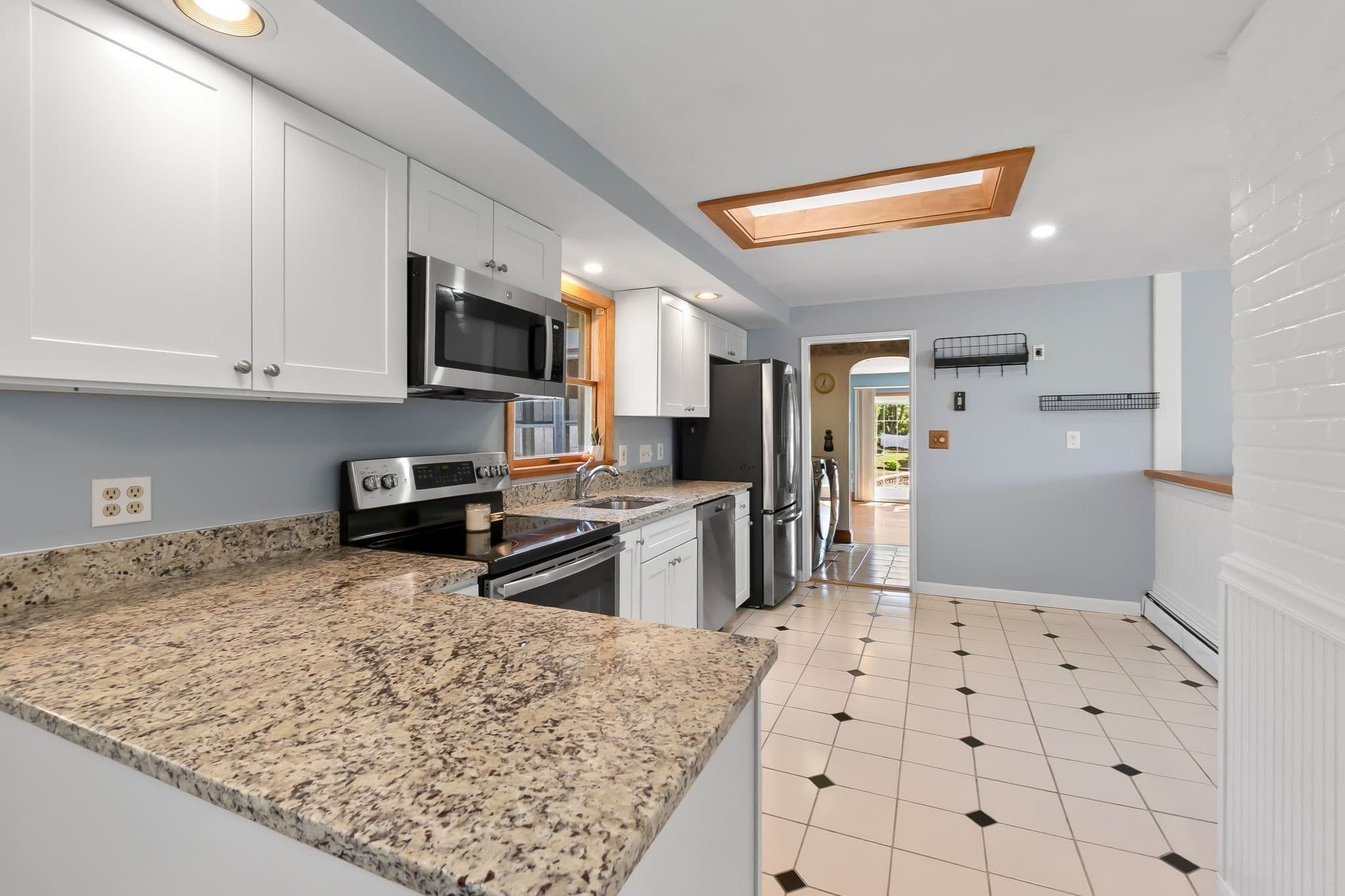Single Family Residence at 23 Russell St, Peabody MA 01960, Peabody, photo 12 of 40