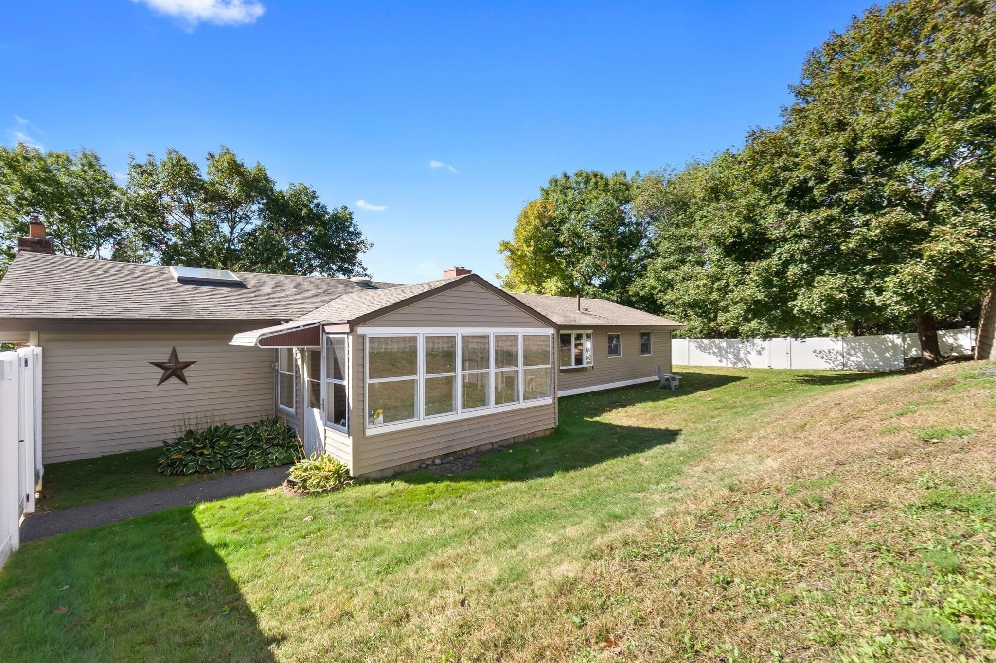 Single Family Residence at 23 Russell St, Peabody MA 01960, Peabody, photo 34 of 40