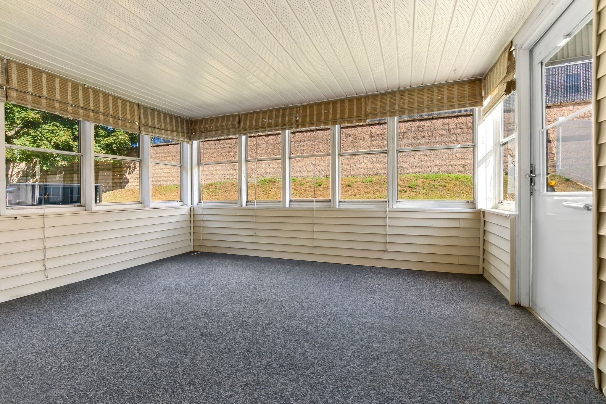 Single Family Residence at 23 Russell St, Peabody MA 01960, Peabody, photo 8 of 40